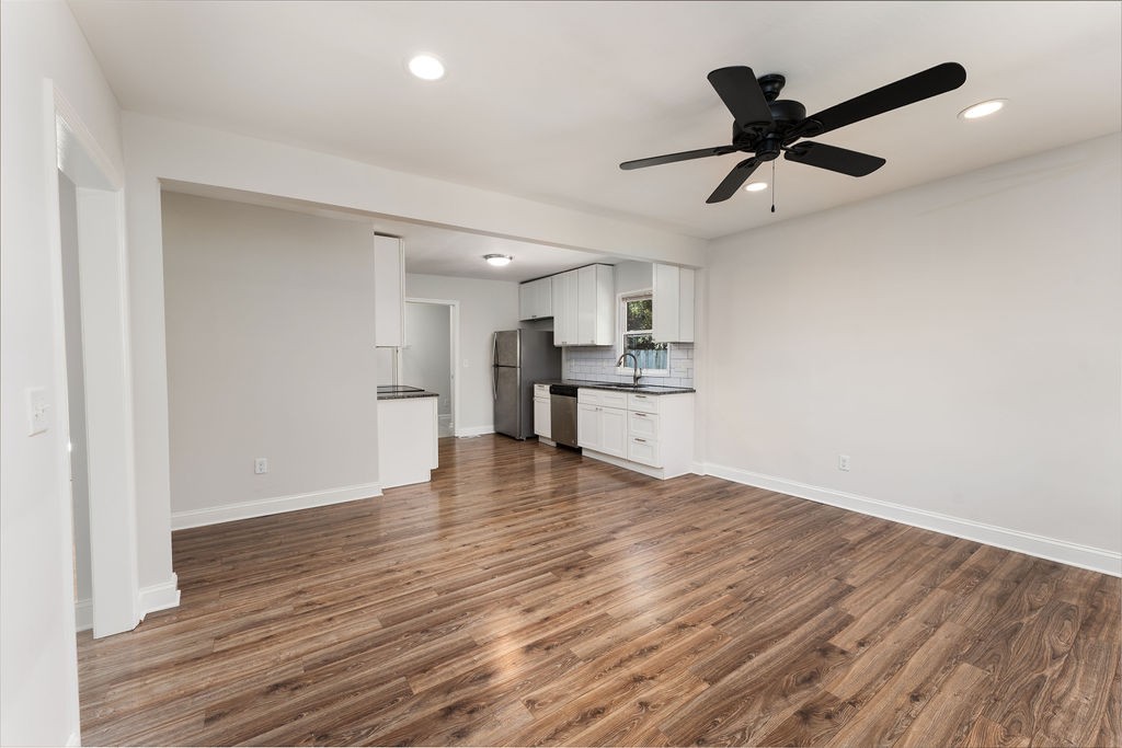 Image 5 of 25 For 4373 31st Street