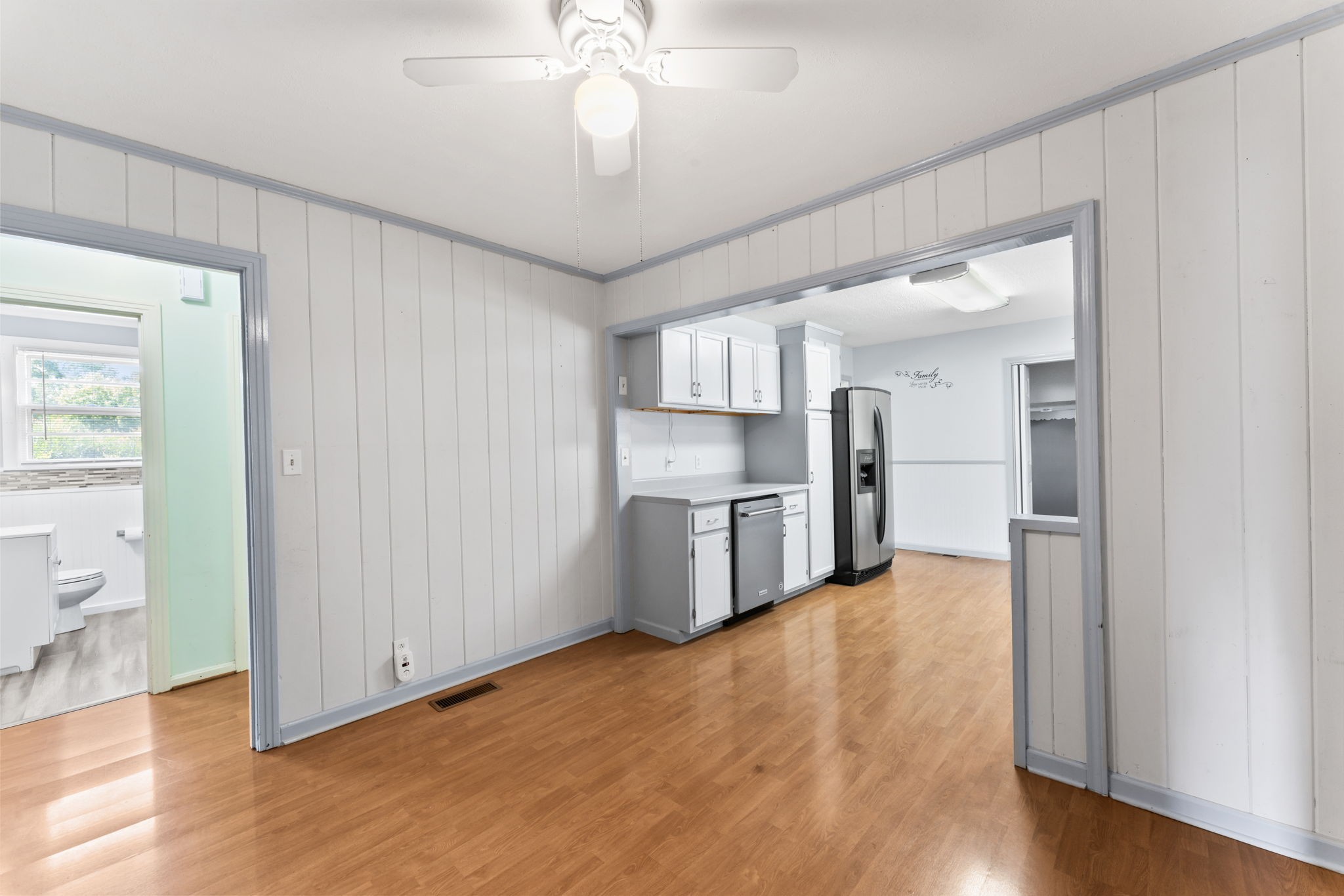 Image 11 of 19 For 8389 Kearney Way