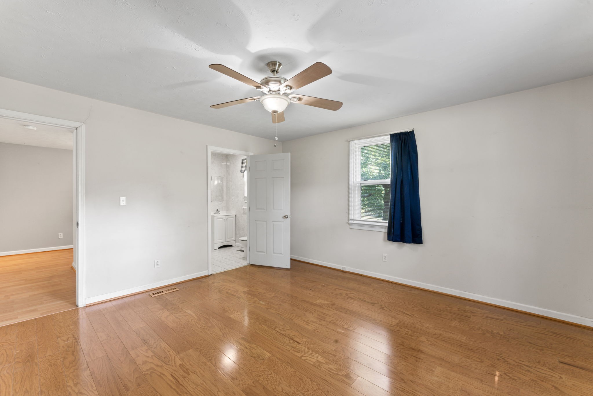 Image 15 of 19 For 8389 Kearney Way