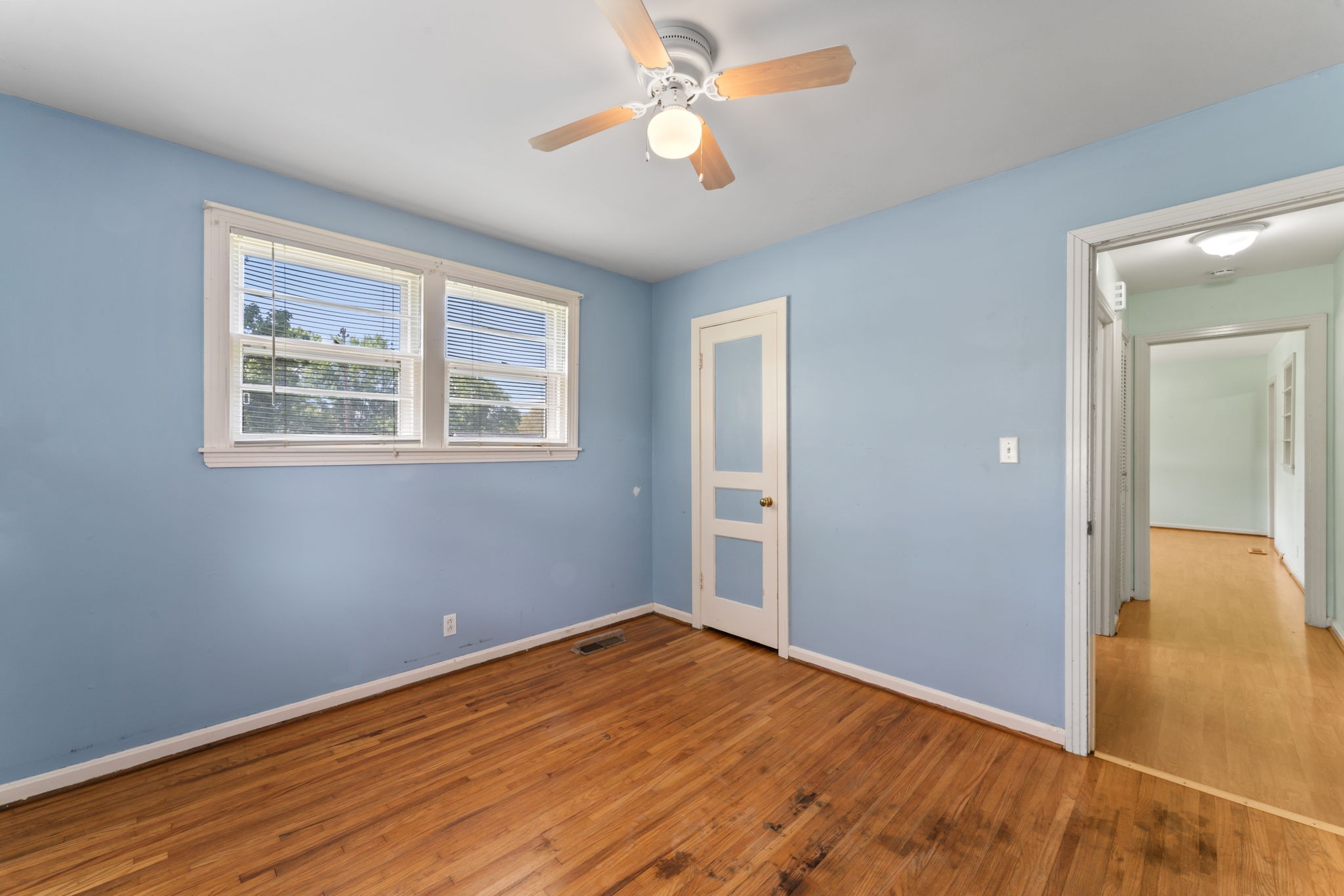 Image 18 of 19 For 8389 Kearney Way