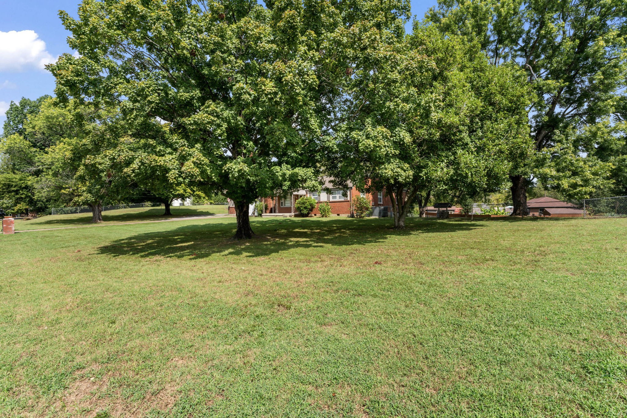 Image 5 of 19 For 8389 Kearney Way