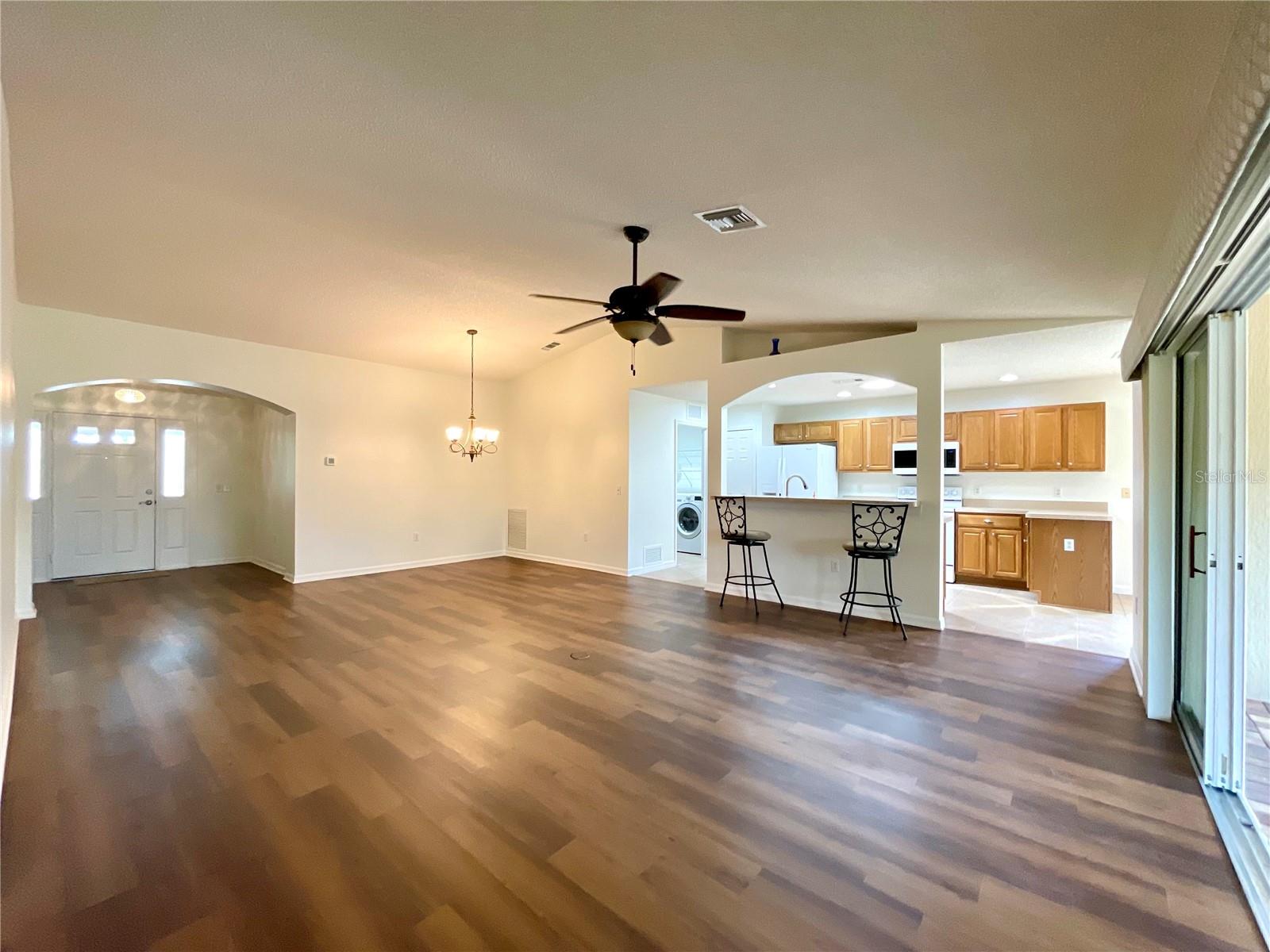 Image 13 of 42 For 15782 16th Avenue Road