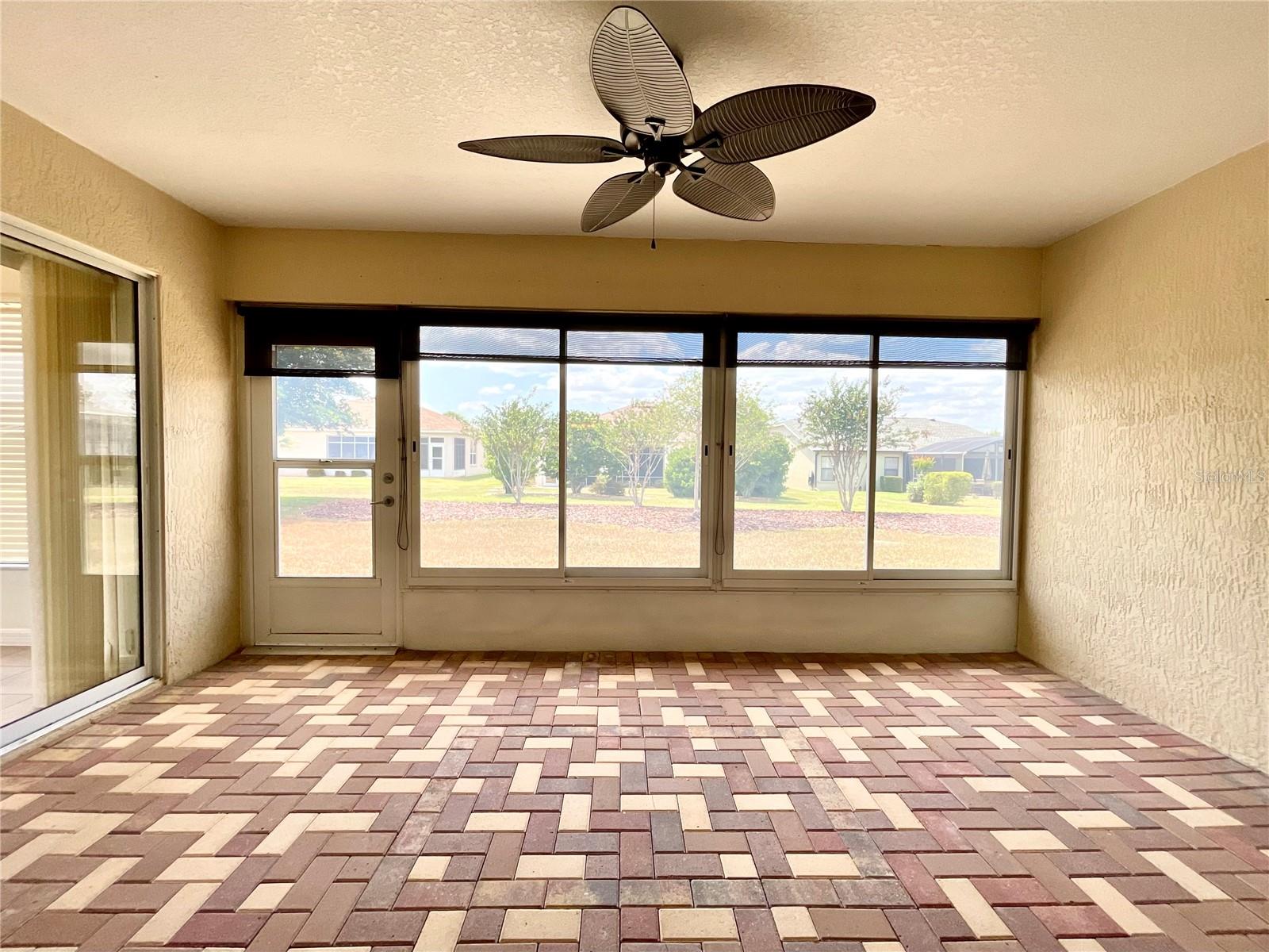 Image 31 of 42 For 15782 16th Avenue Road