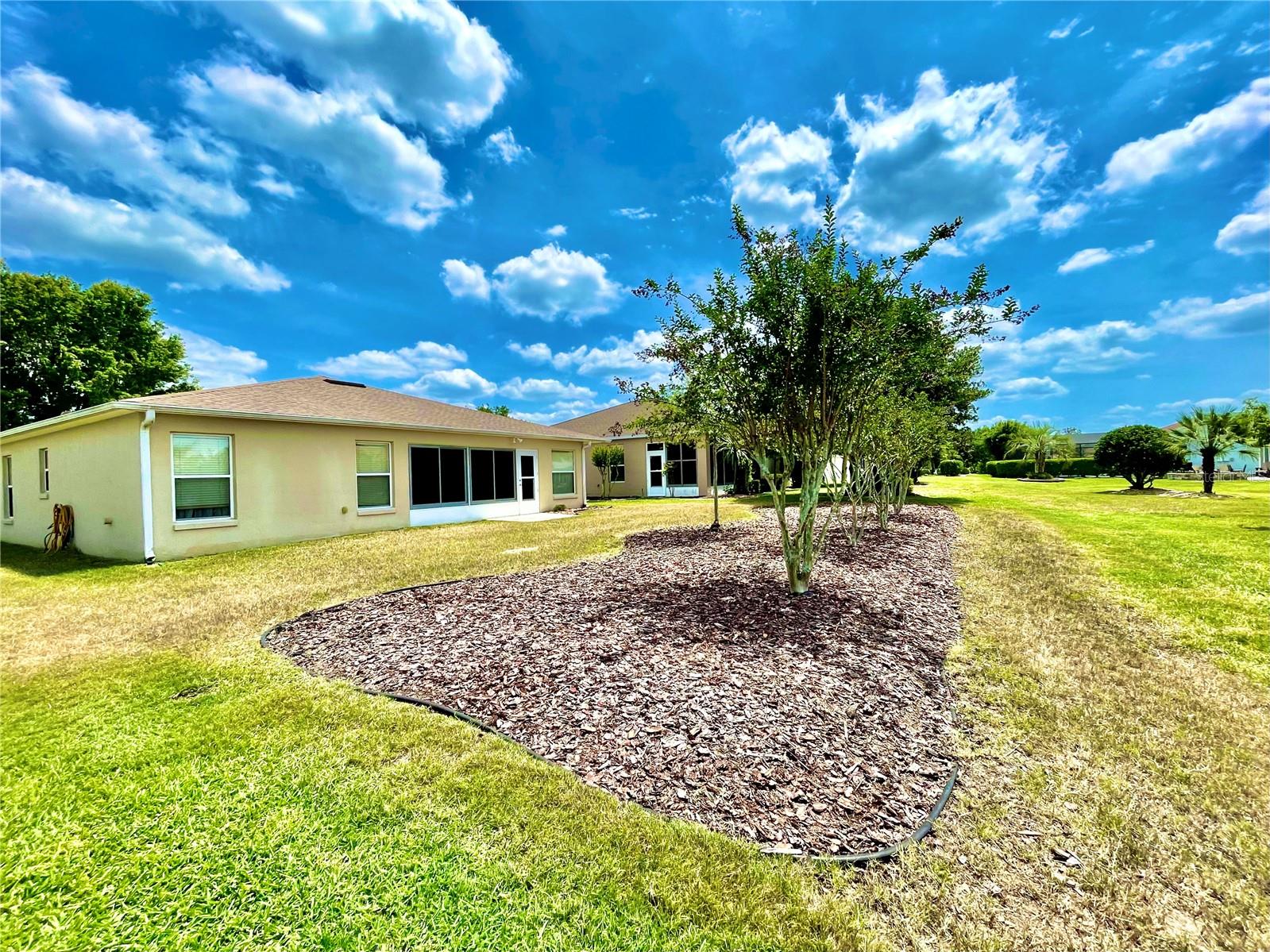 Image 34 of 42 For 15782 16th Avenue Road