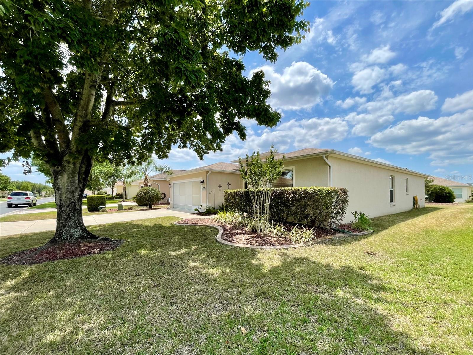 Image 7 of 42 For 15782 16th Avenue Road