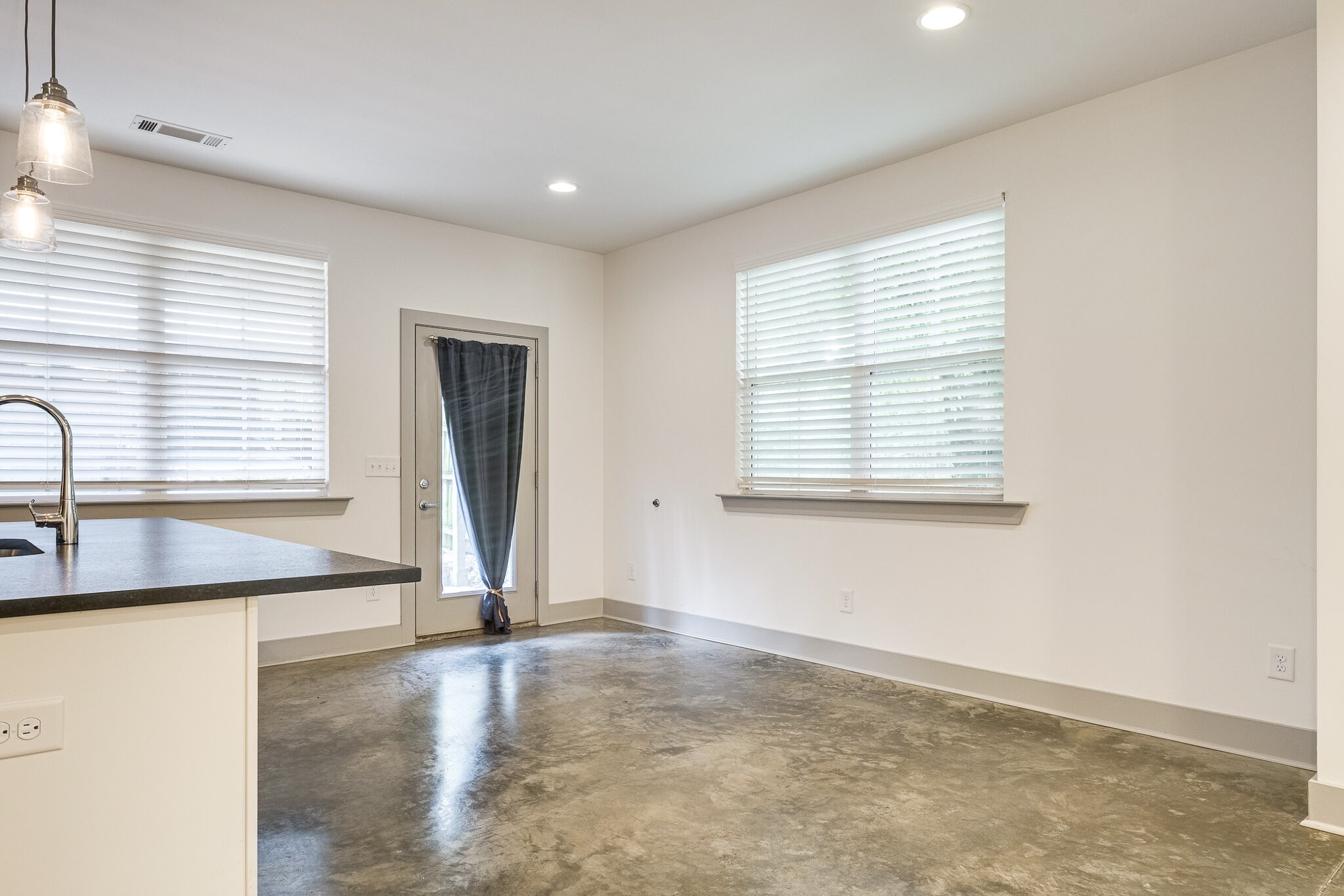 Image 11 of 26 For 28 Olive Drive