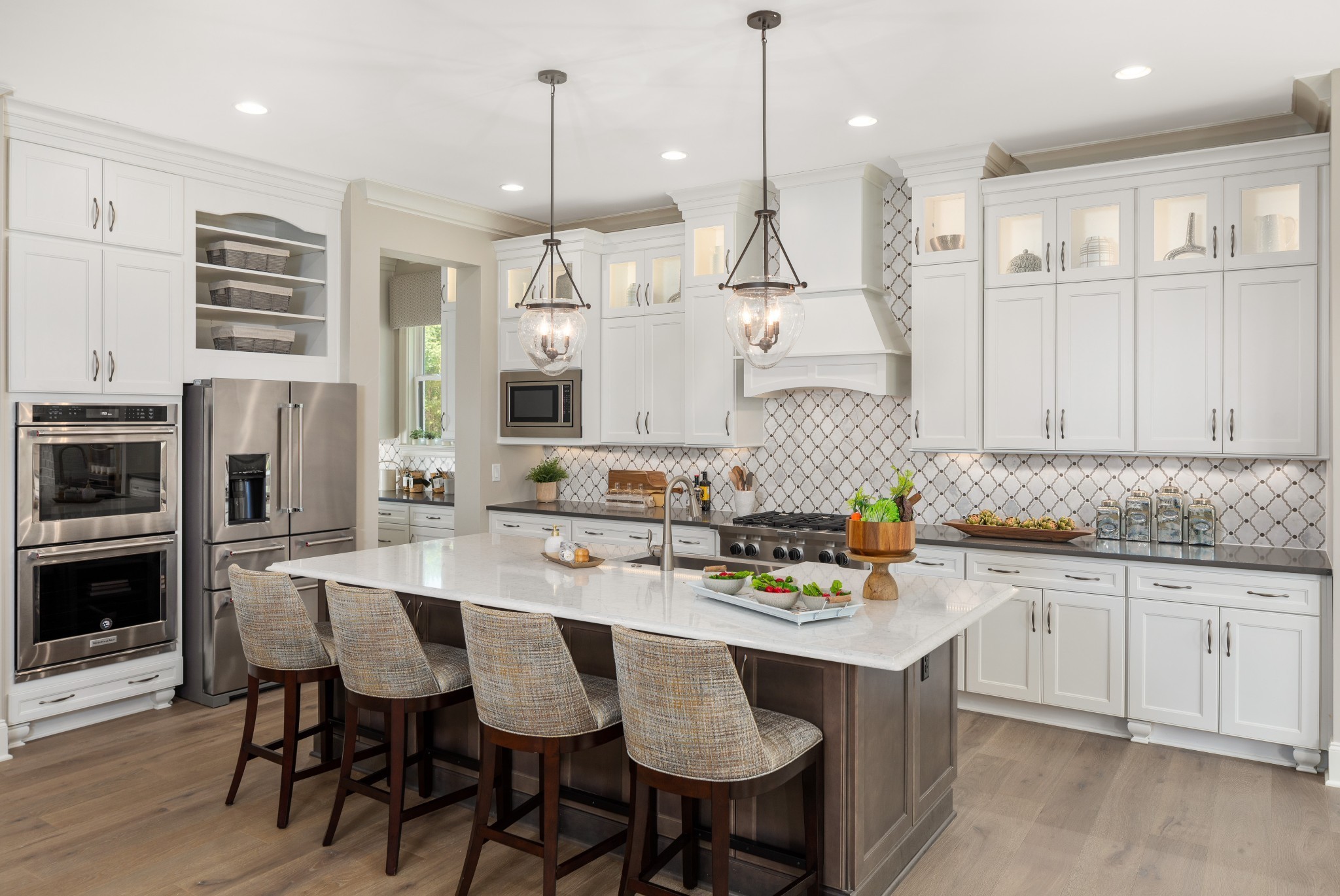 Listing photo id 11 for 1544 17th Court