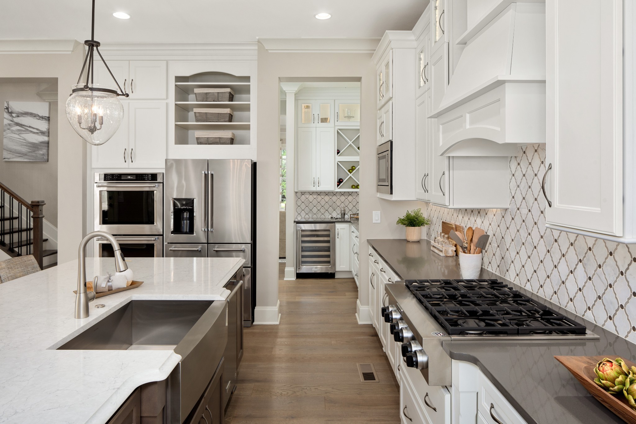 Listing photo id 15 for 1544 17th Court