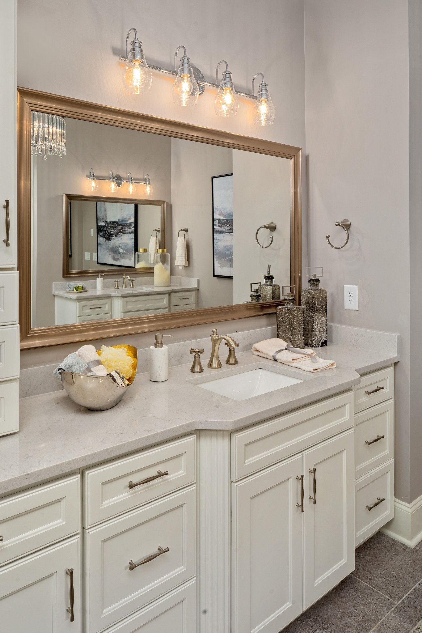 Listing photo id 31 for 1544 17th Court