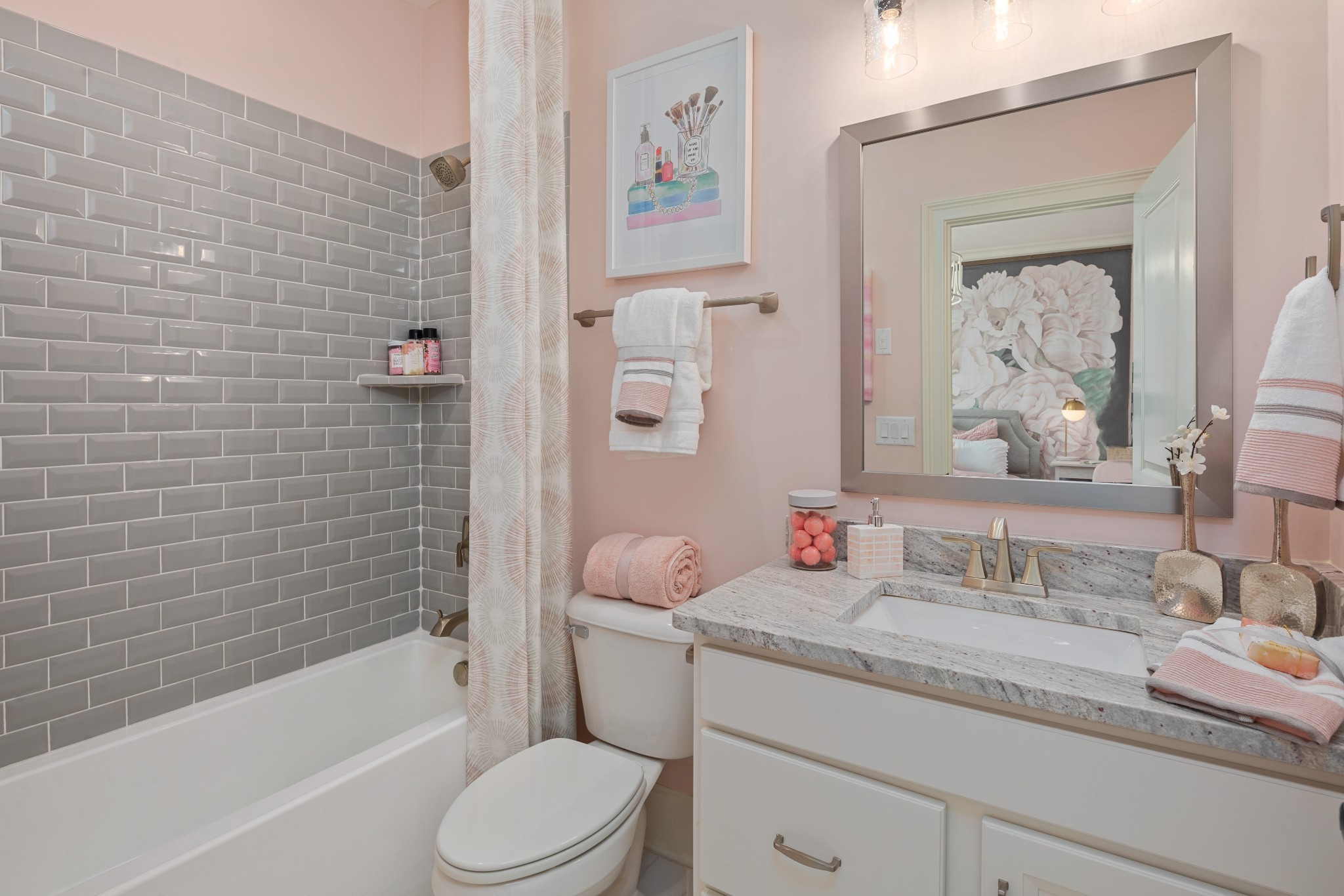 Listing photo id 45 for 1544 17th Court