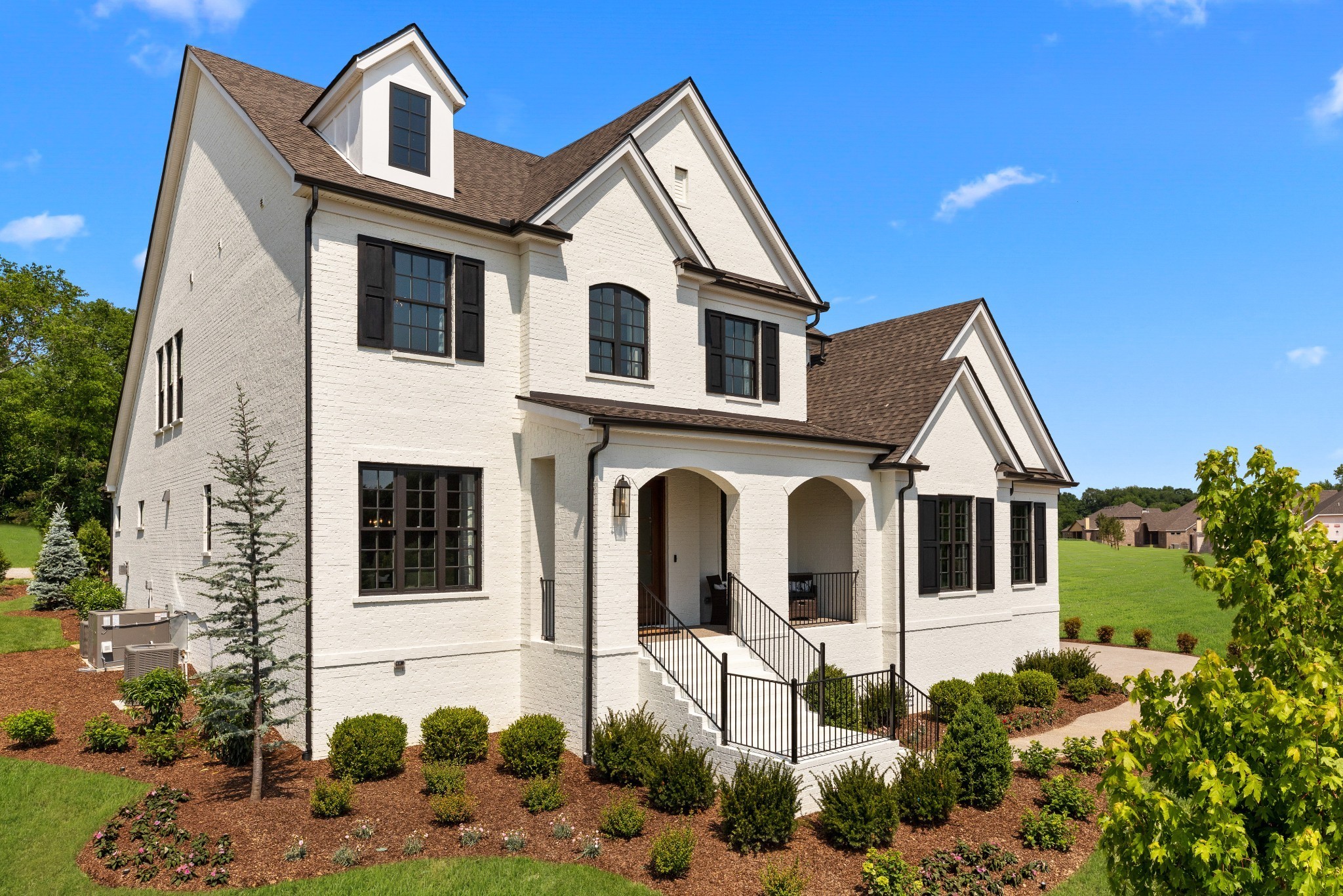 Listing photo id 46 for 1544 17th Court