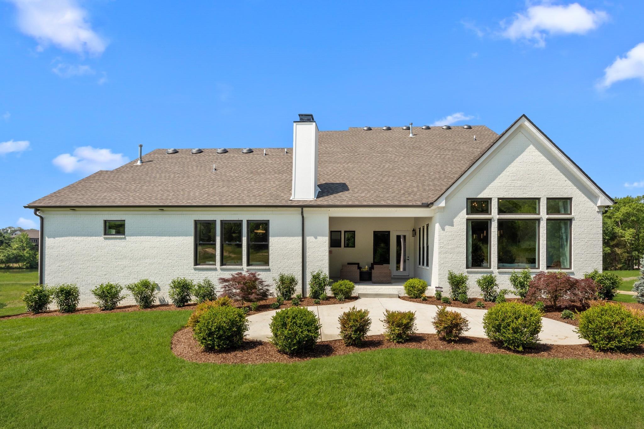 Listing photo id 47 for 1544 17th Court