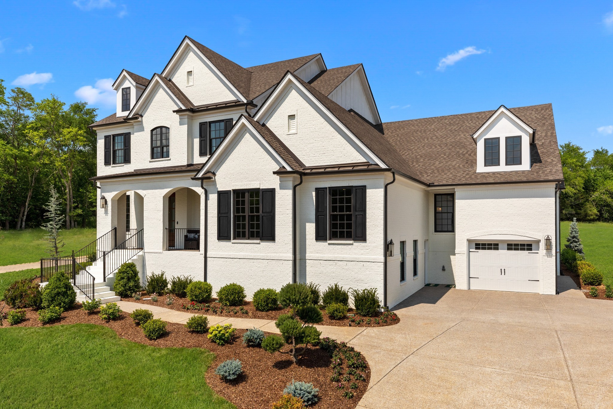 Listing photo id 49 for 1544 17th Court