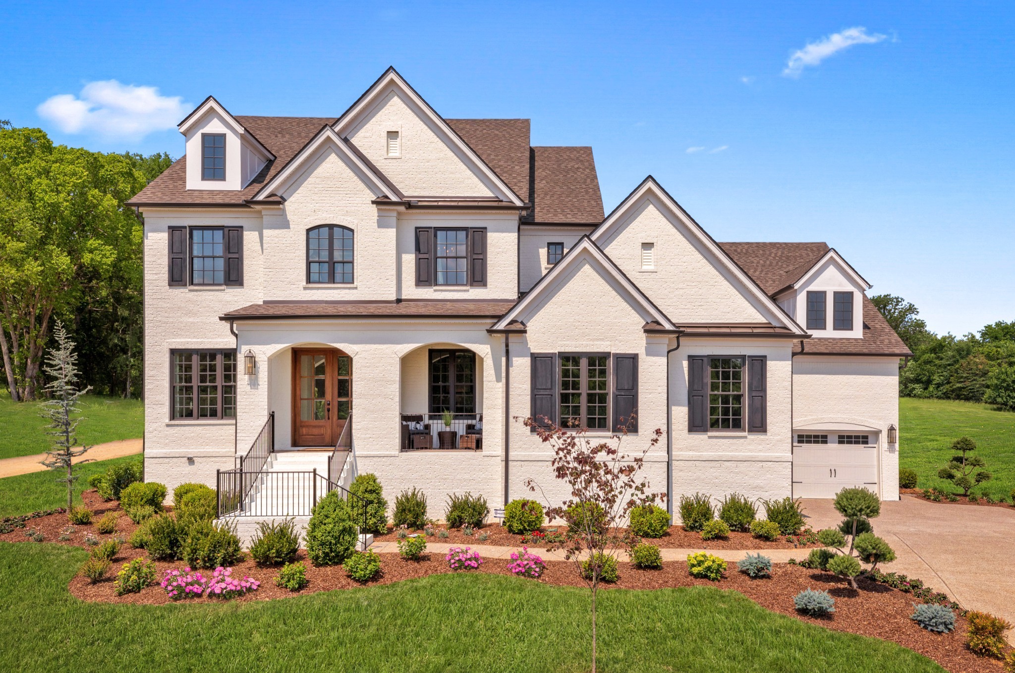 Listing photo id 50 for 1544 17th Court