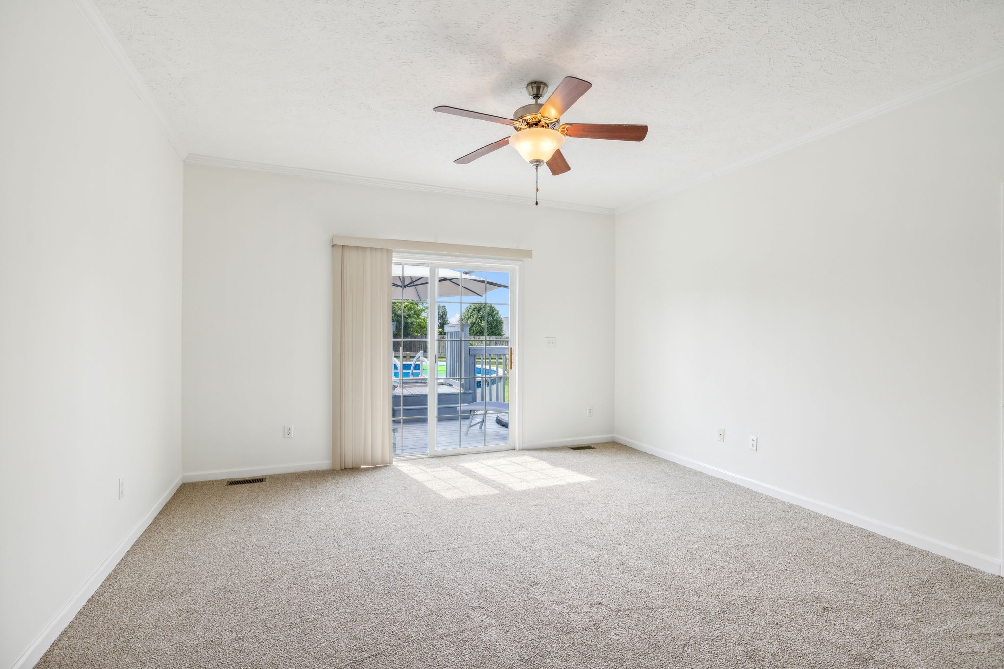 Image 18 of 48 For 219 7th Street