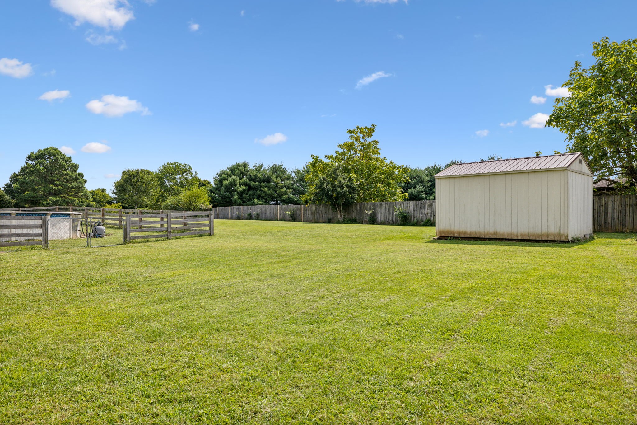 Image 40 of 48 For 219 7th Street