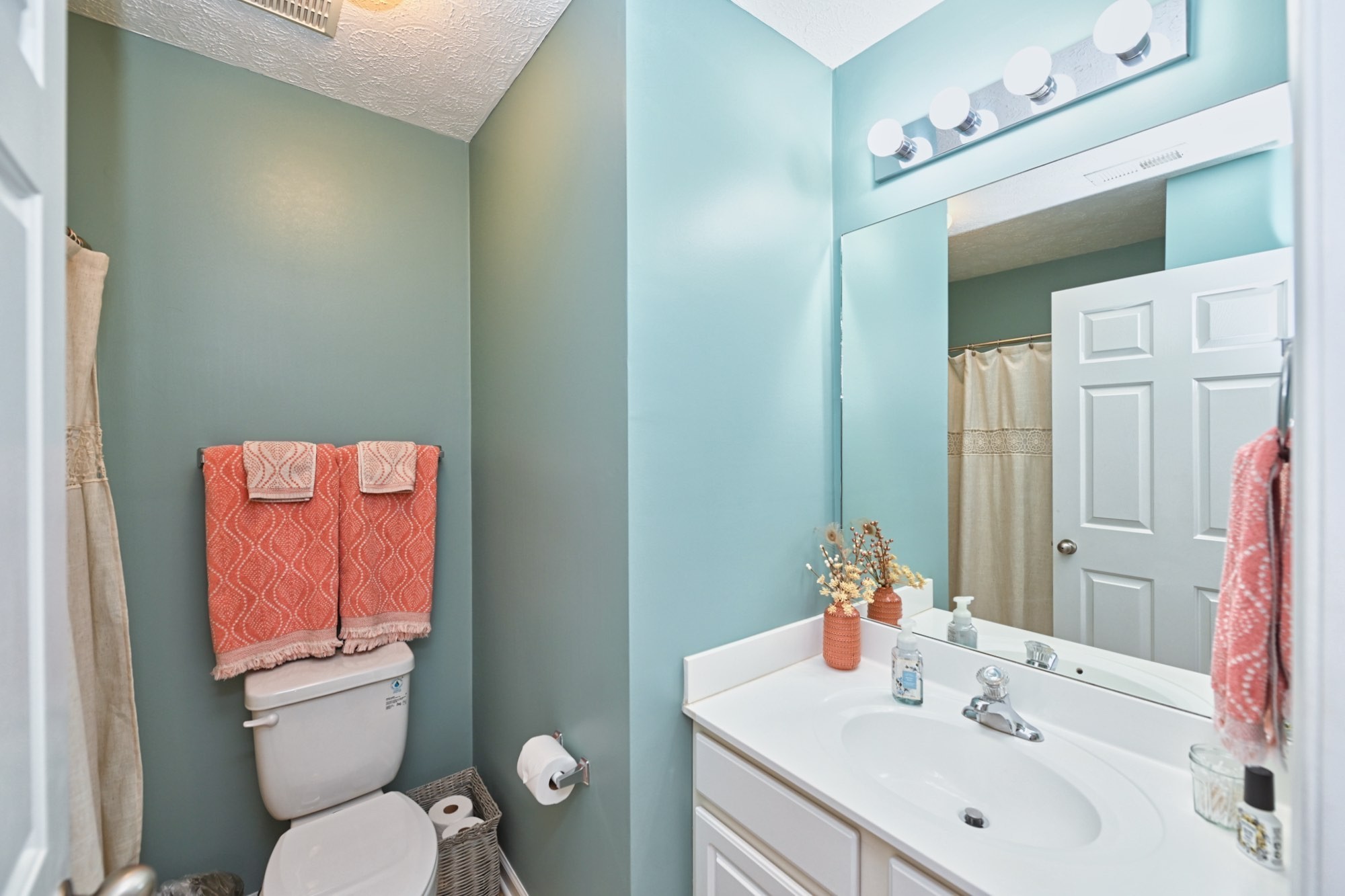Image 16 of 35 For 4245 110th Avenue