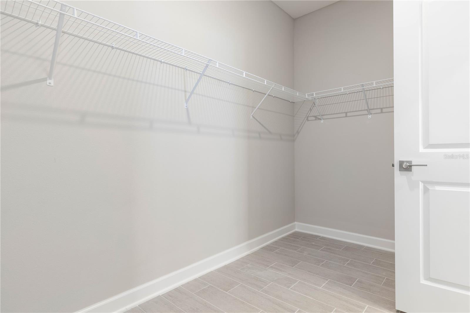 Listing photo id 13 for 8401 Inca Way