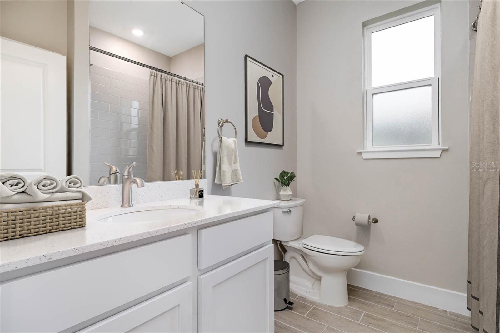 Listing photo id 17 for 8401 Inca Way