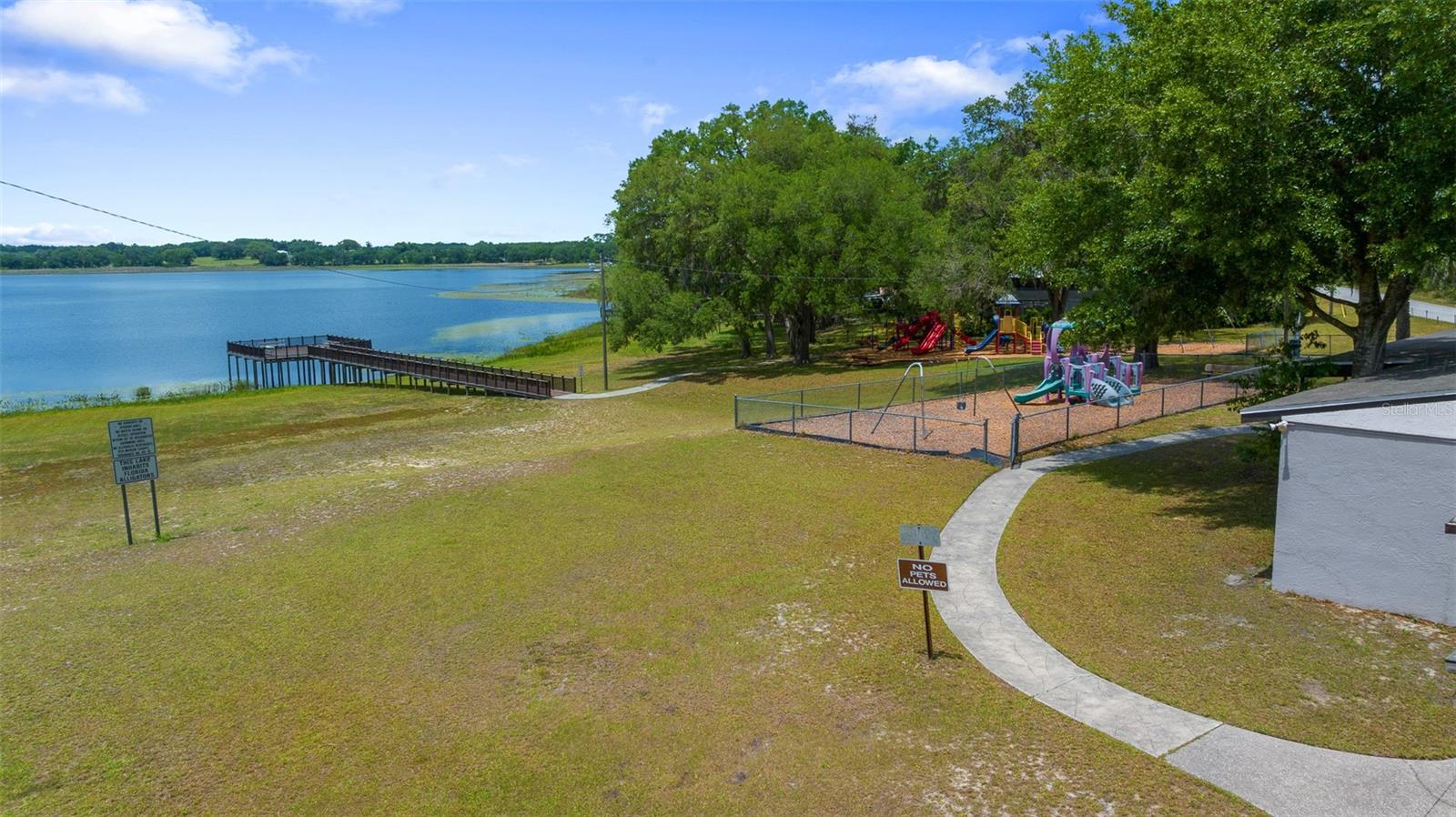 Image 49 of 73 For 21168 Peach Blossom Street