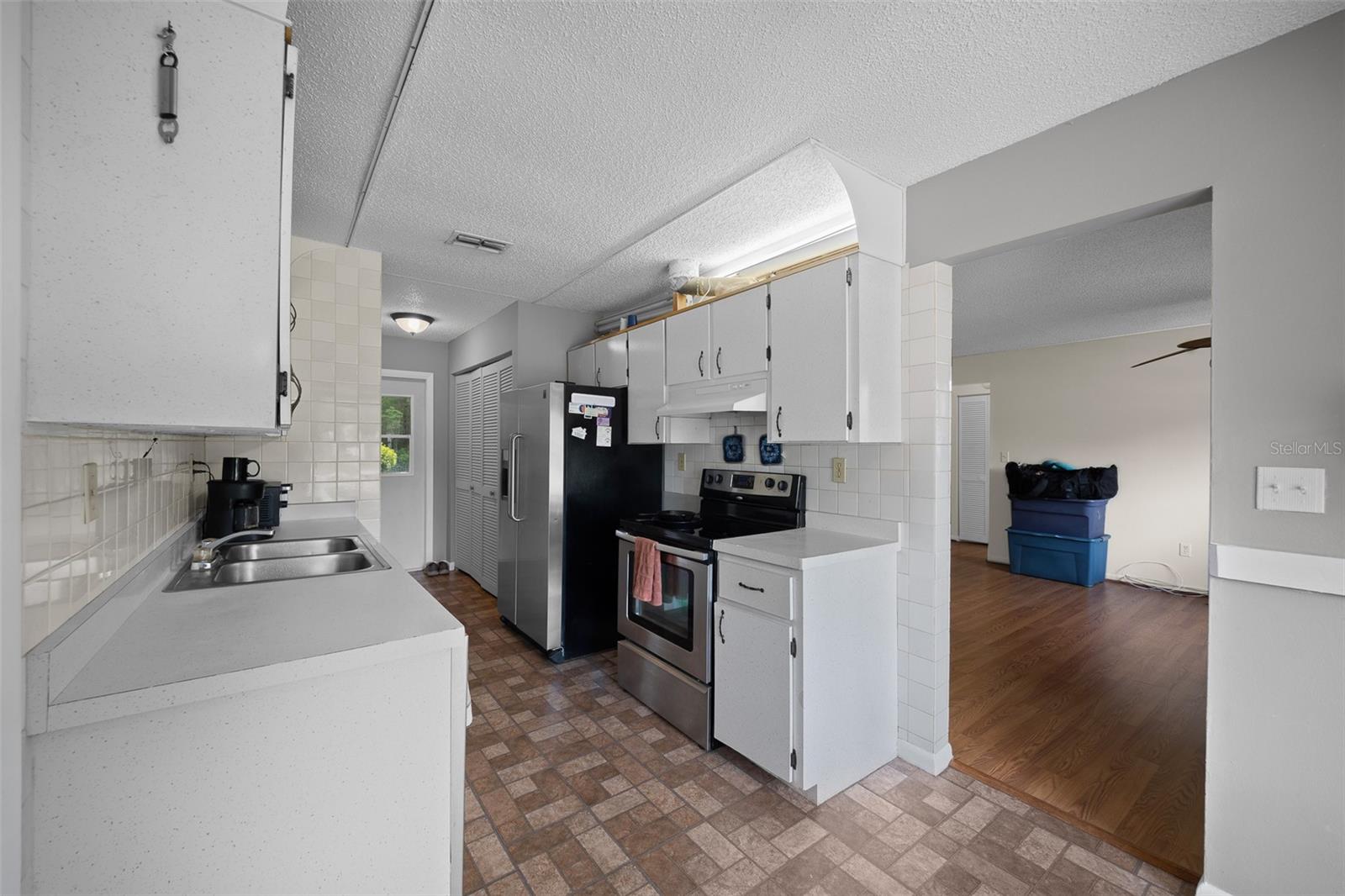 Image 9 of 73 For 21168 Peach Blossom Street