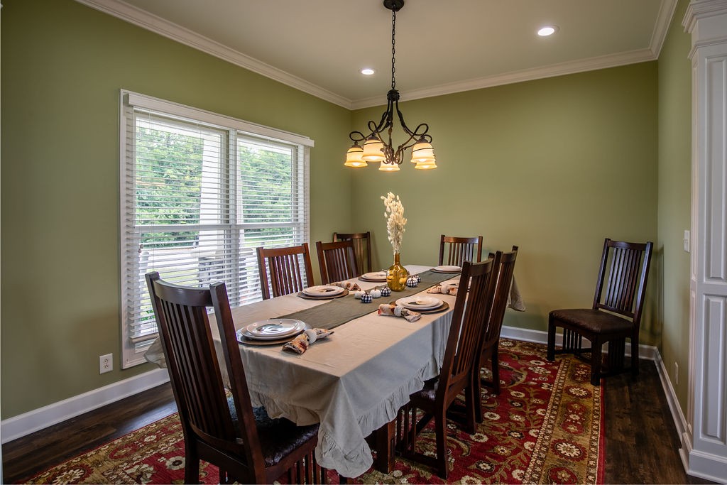 Image 17 of 58 For 9693 90th Street