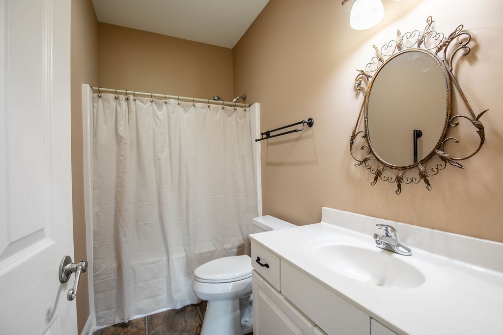 Image 23 of 58 For 9693 90th Street