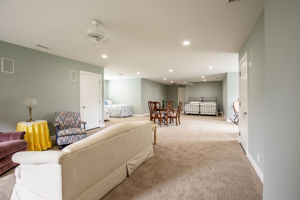 Image 40 of 58 For 9693 90th Street