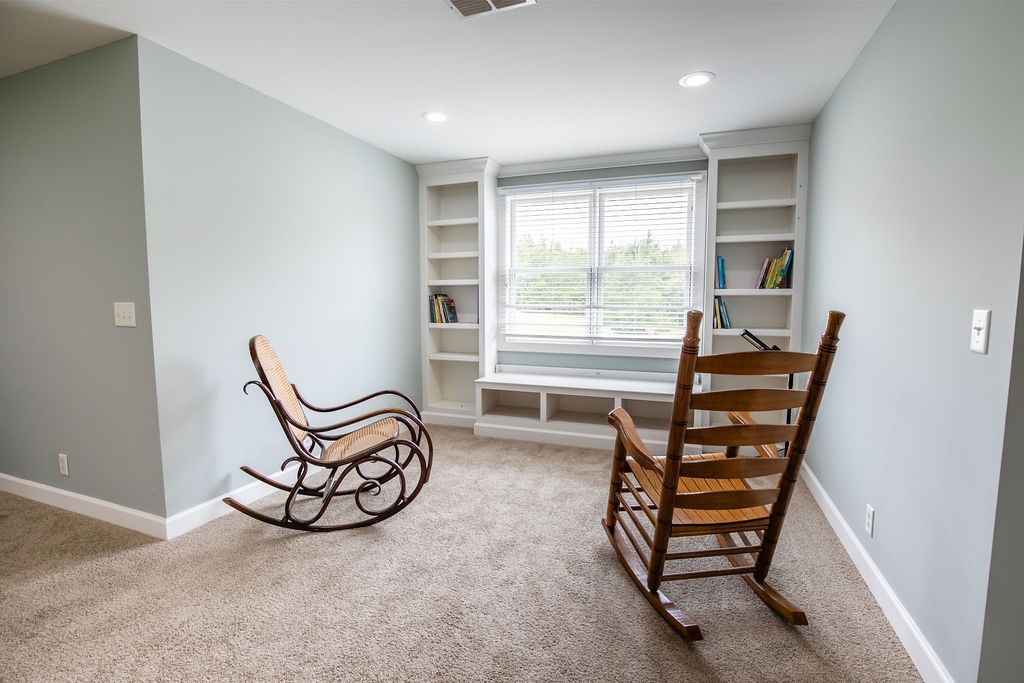 Image 42 of 58 For 9693 90th Street