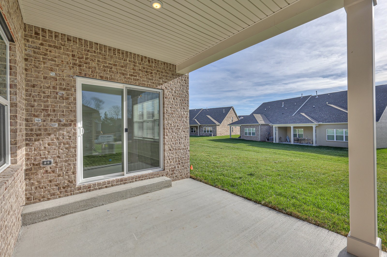 Image 9 of 28 For 12738 64th Circle