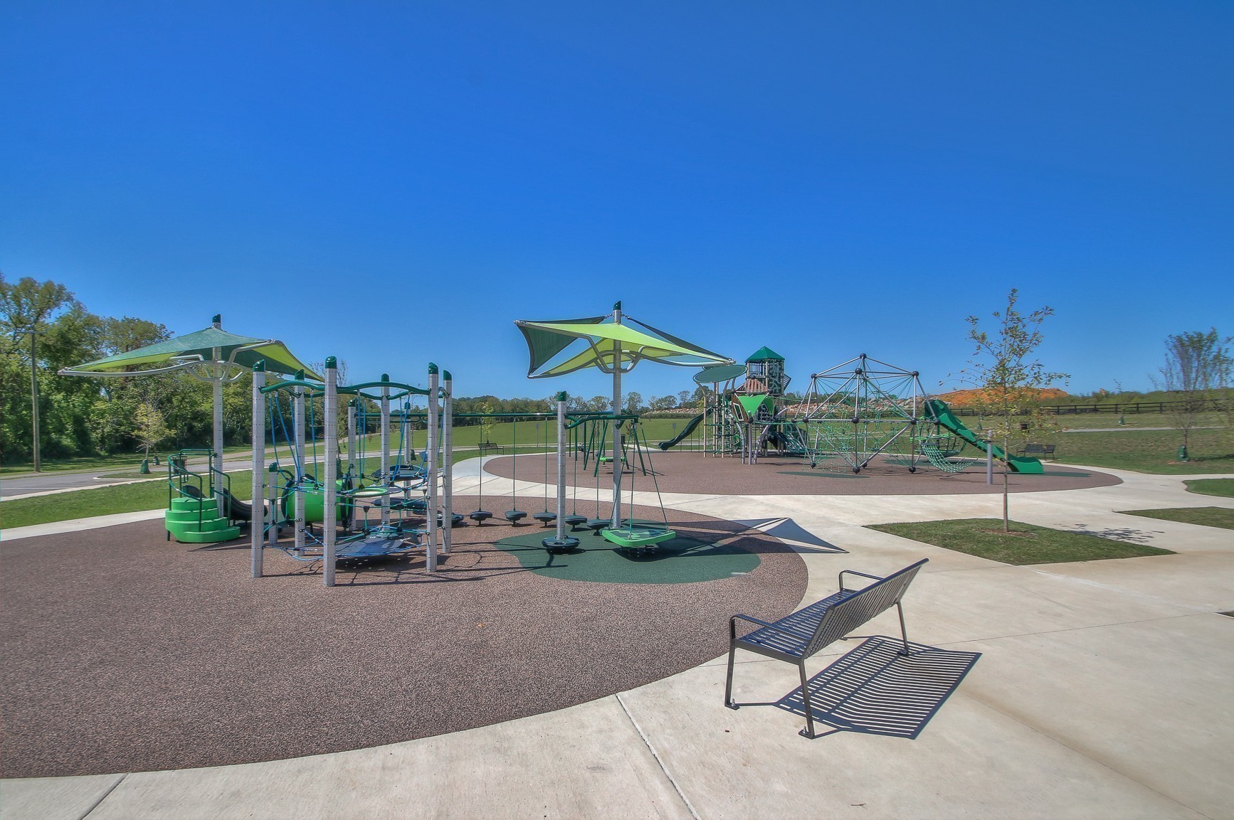 Image 6 of 51 For 21570 Raintree Street