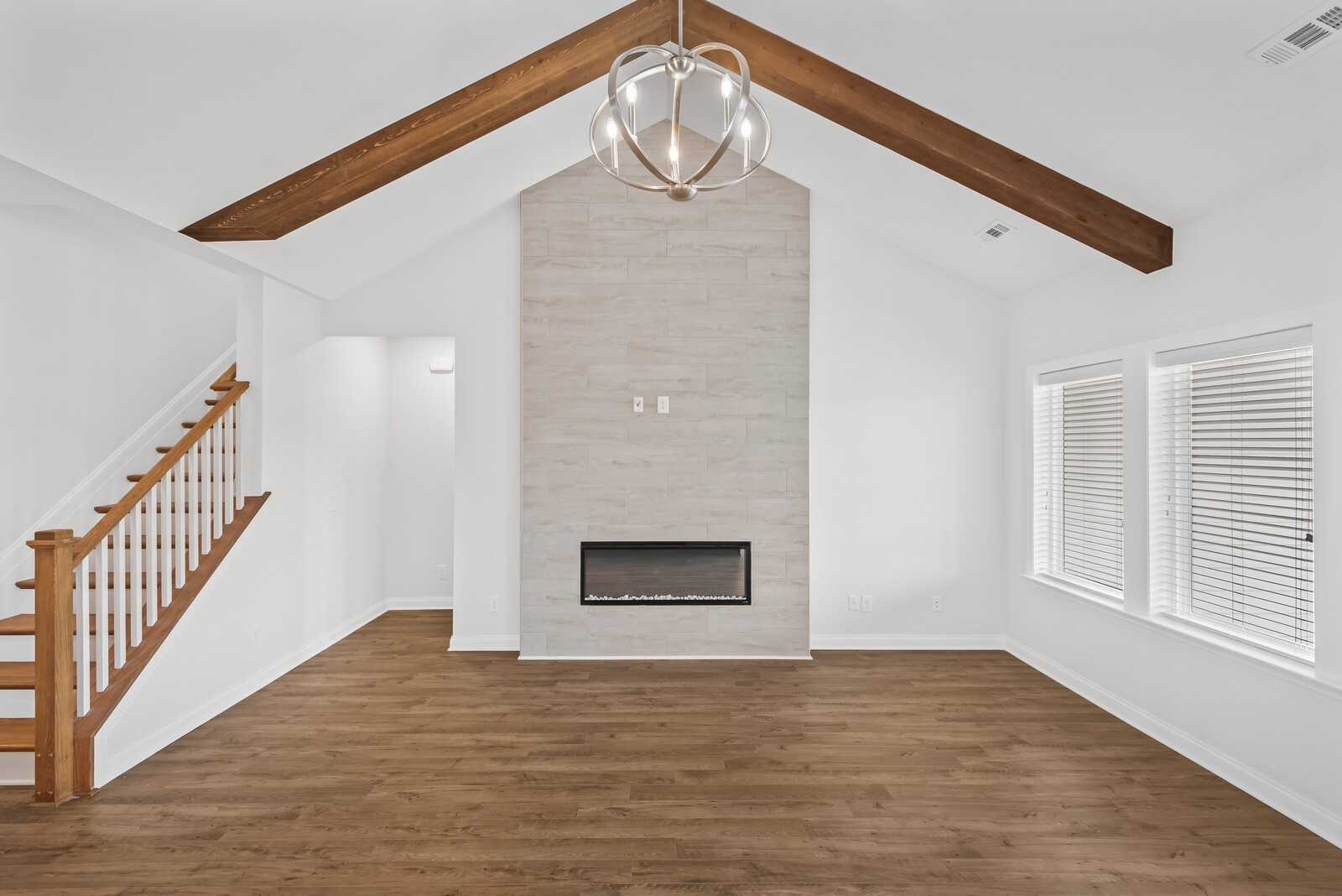 Listing photo id 17 for 6864 Ottas Court