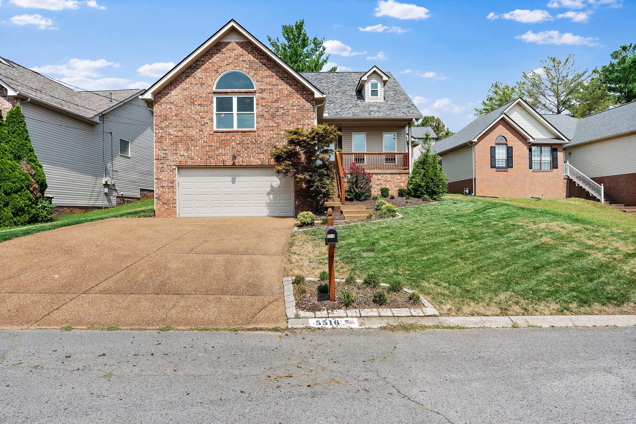 Image 2 of 3 For Lot 4 202 Avenue