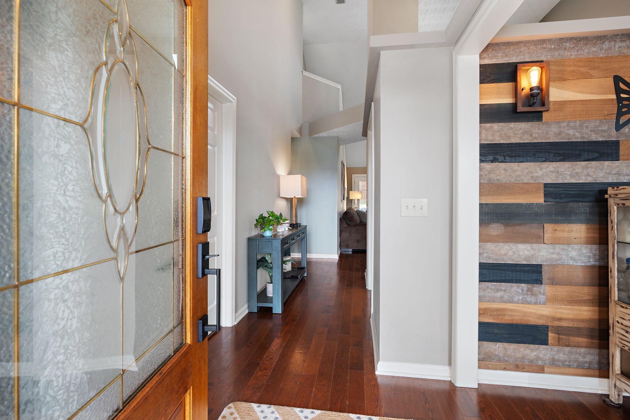 Image 3 of 3 For Lot 4 202 Avenue