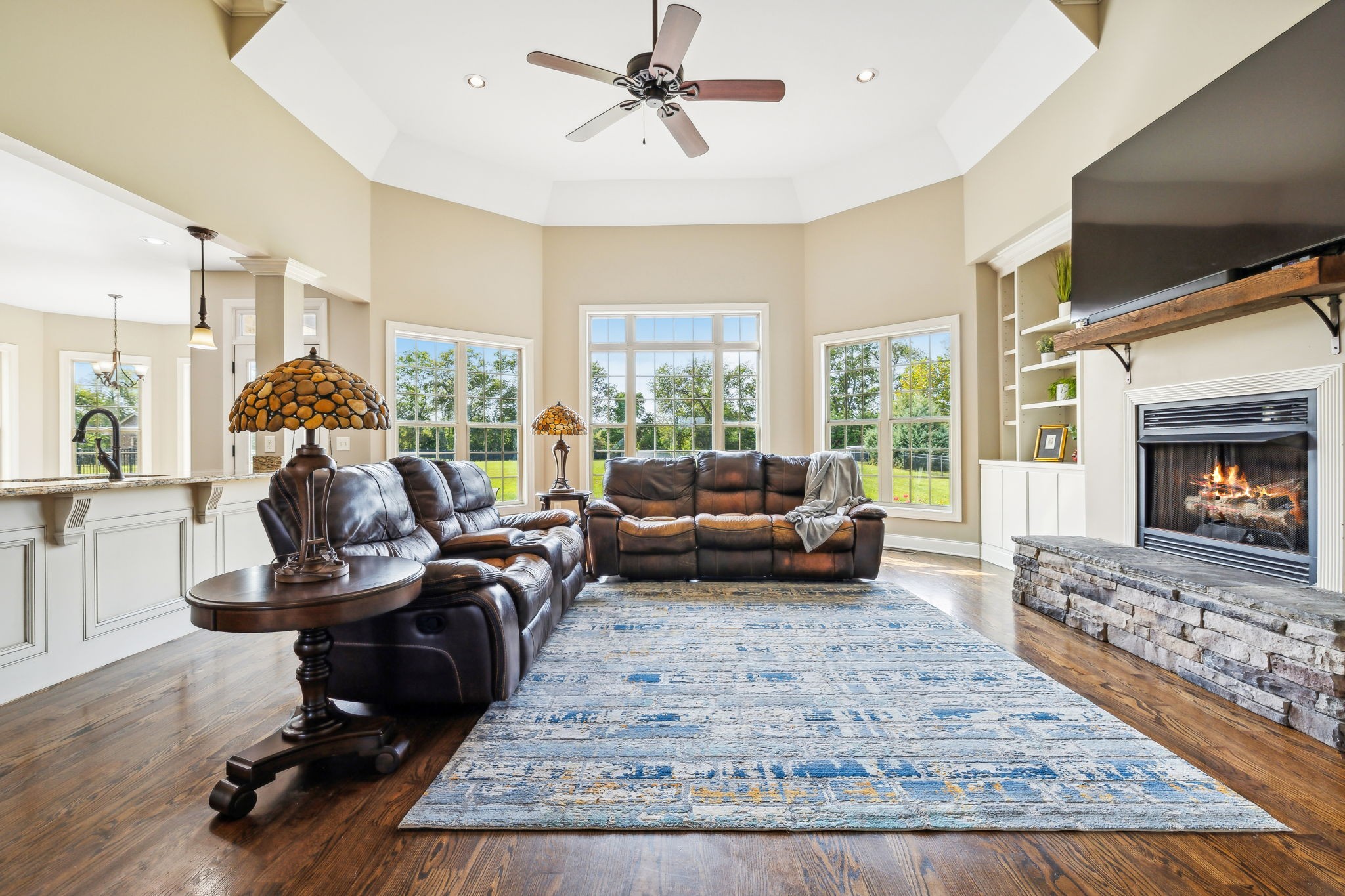 Image 8 of 11 For 4869 Sutherland Street Lot 55