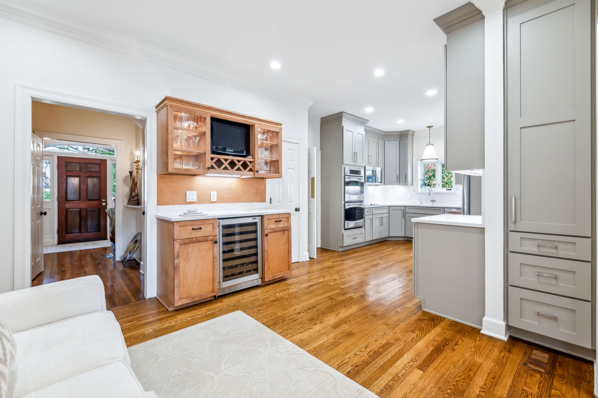 Image 23 of 41 For 9726 94th Terrace C