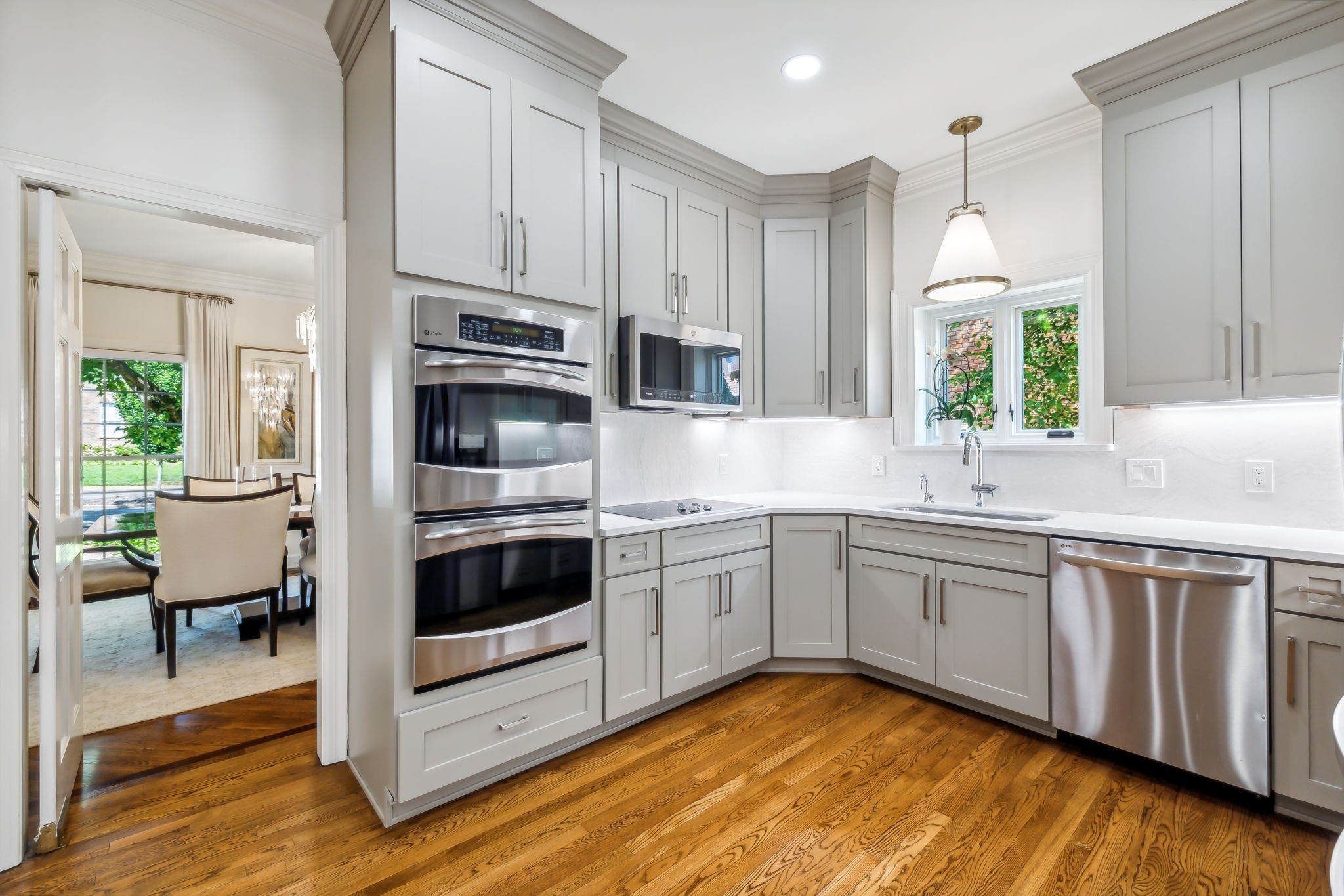 Image 26 of 41 For 9726 94th Terrace C