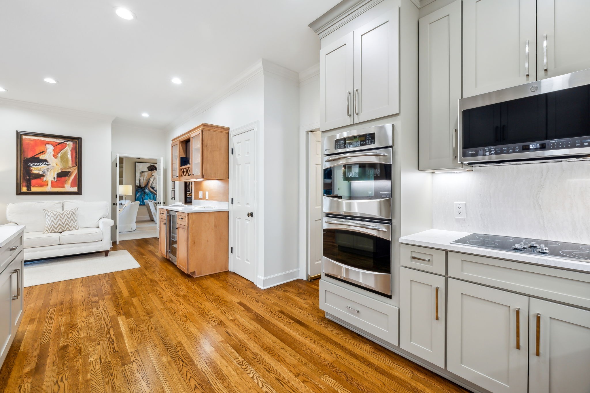 Image 28 of 41 For 9726 94th Terrace C