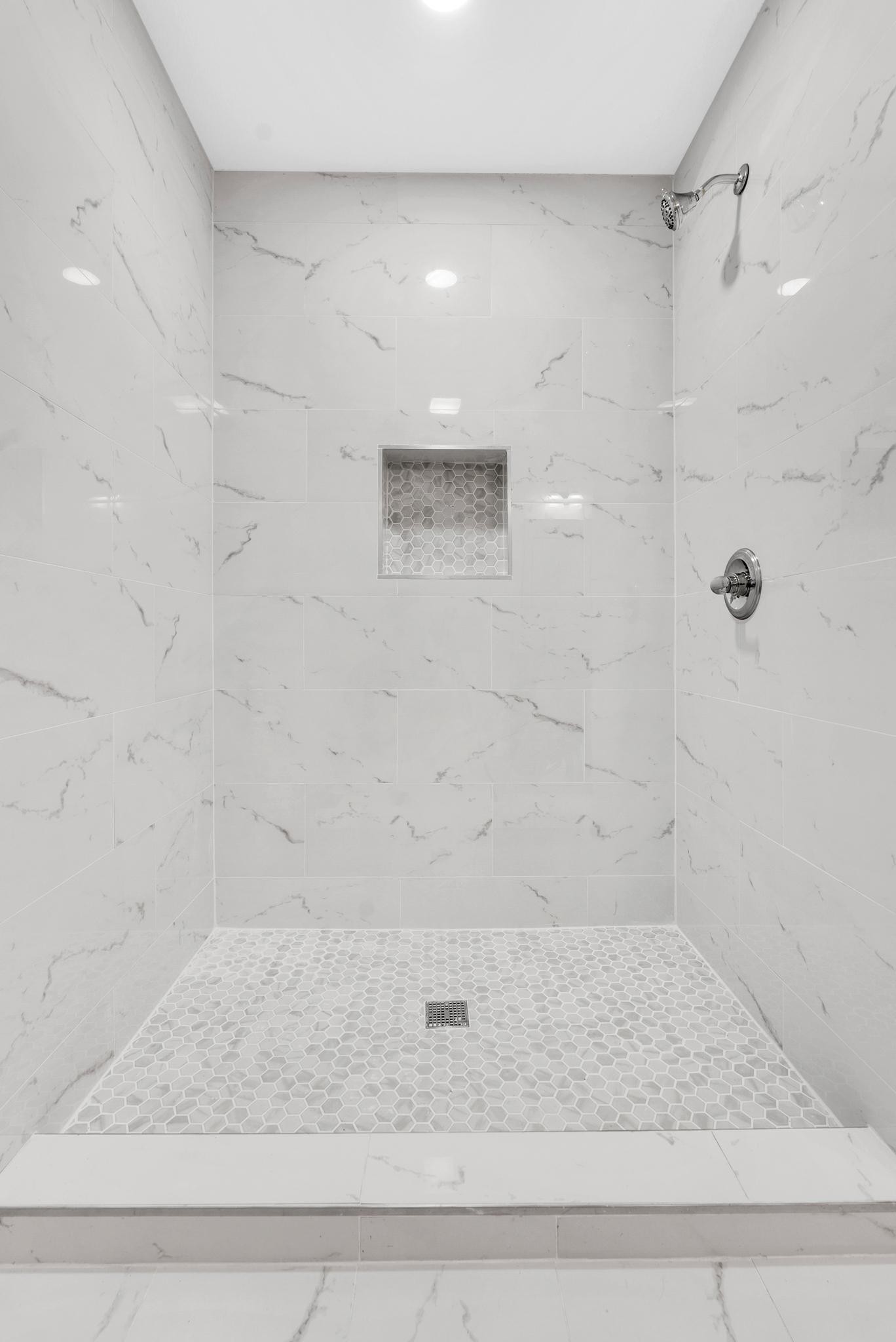 Image 17 of 17 For 299 Oak Lane Drive