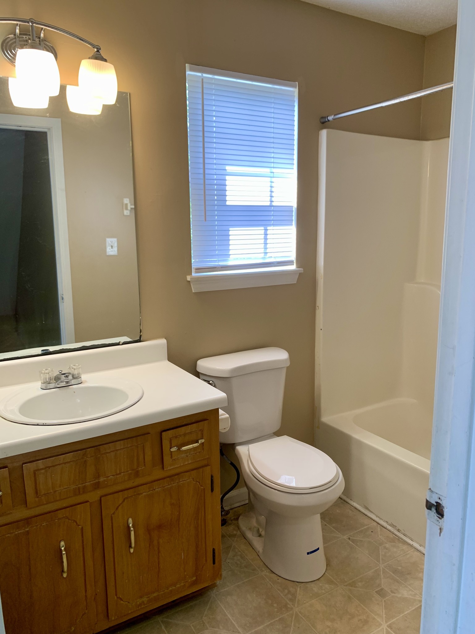 Image 12 of 24 For 177 Anthem Ridge Drive