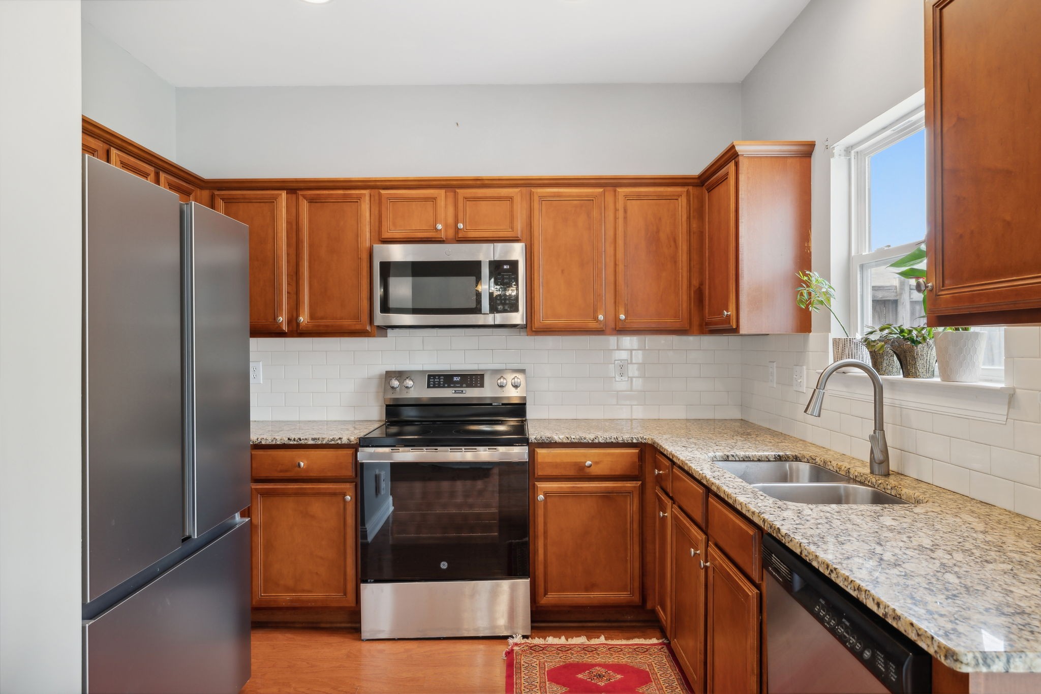 Image 10 of 38 For 3141 42nd Avenue