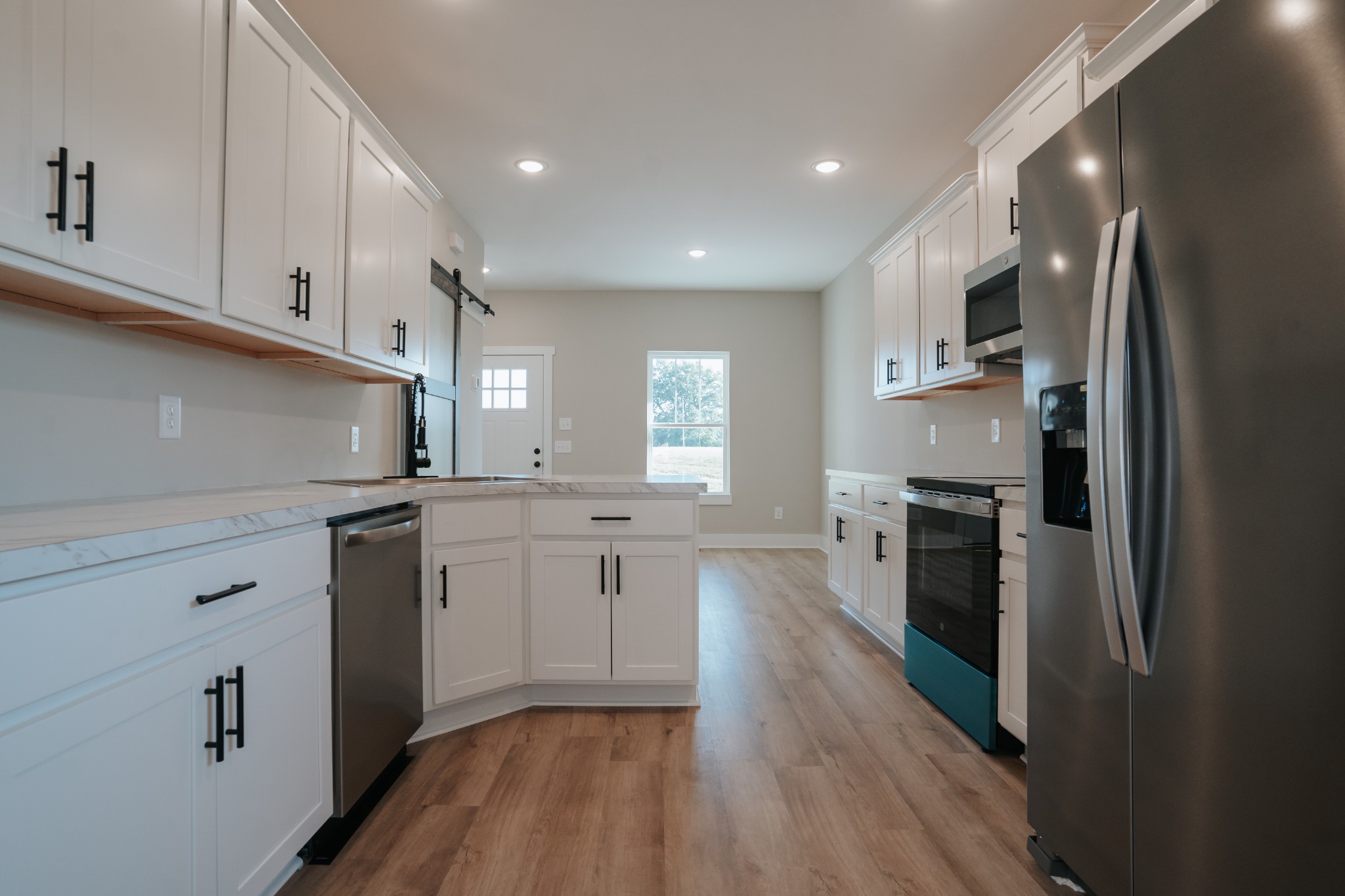 Listing photo id 8 for 7455 97th Terrace Road