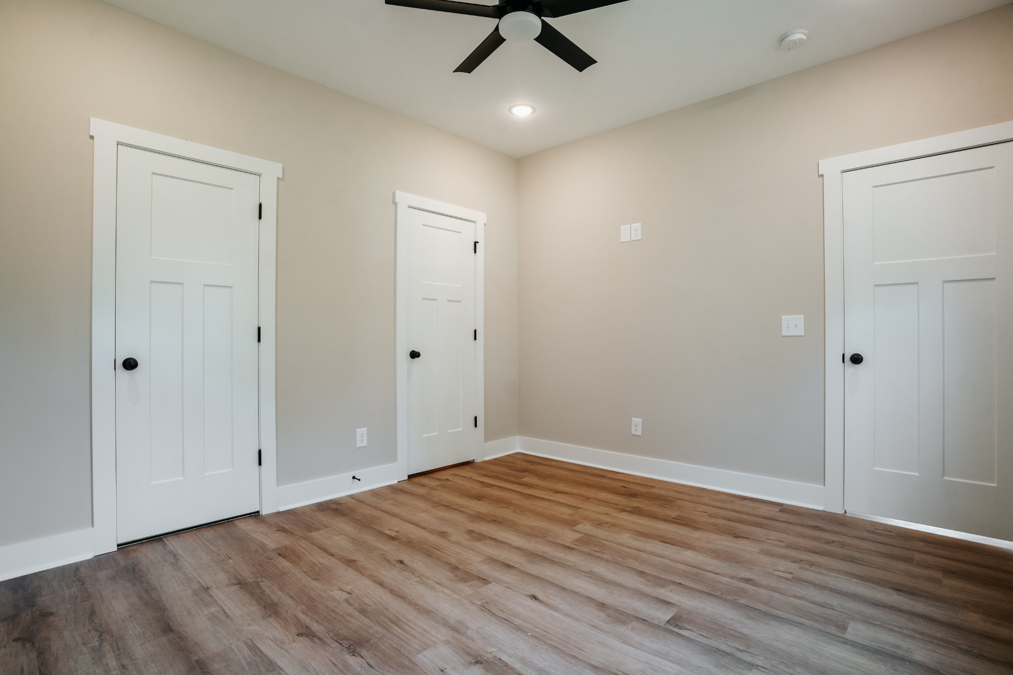 Listing photo id 12 for 7455 97th Terrace Road
