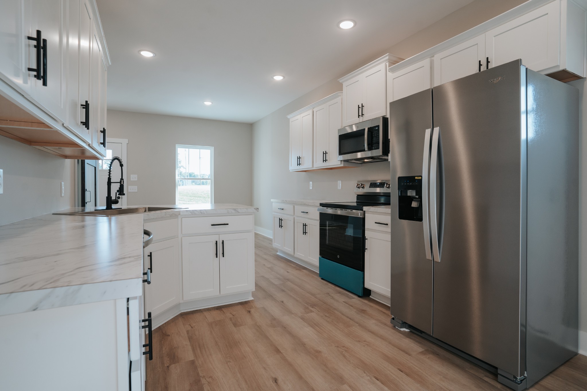 Listing photo id 5 for 7455 97th Terrace Road