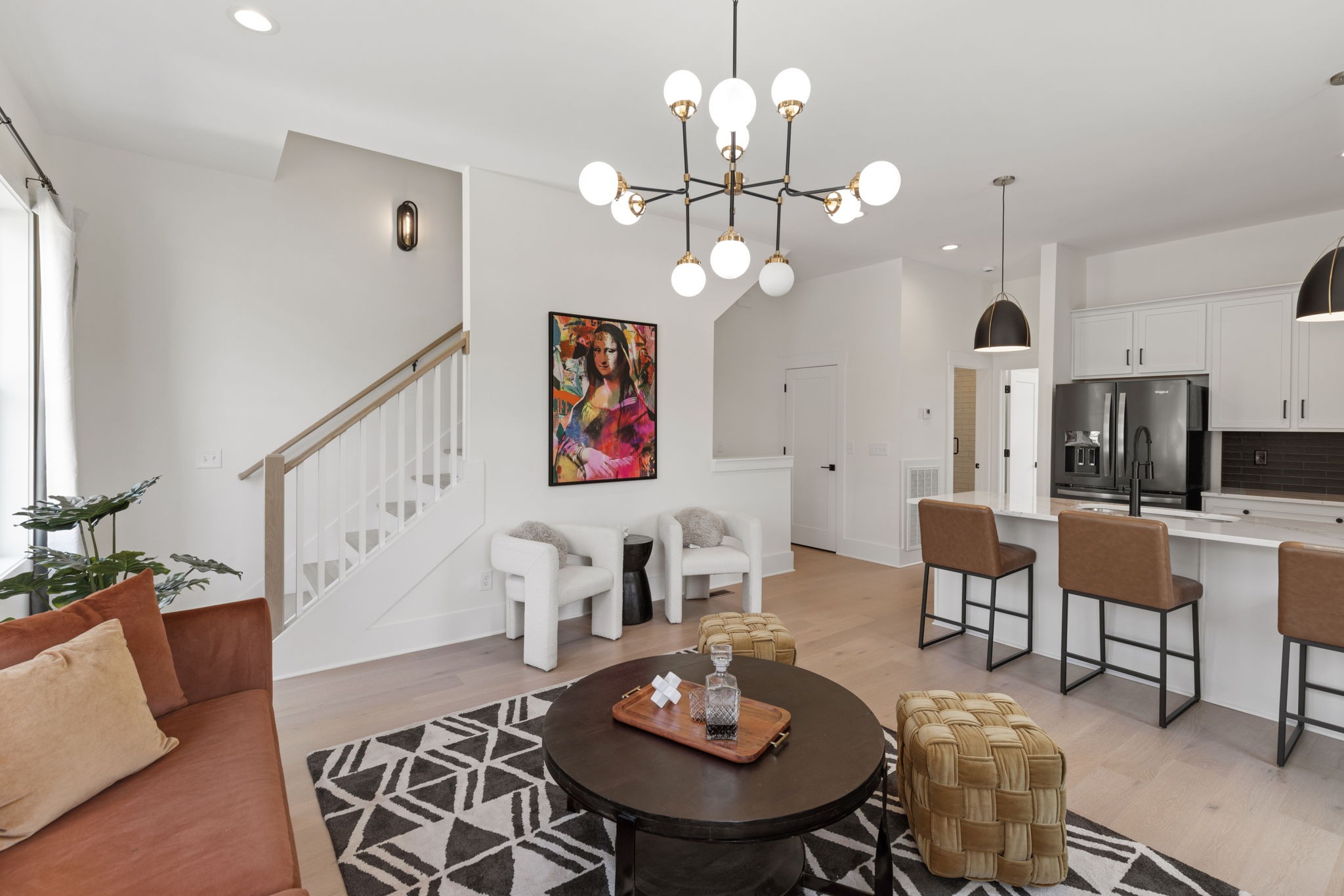 Image 21 of 41 For 305 1st Avenue