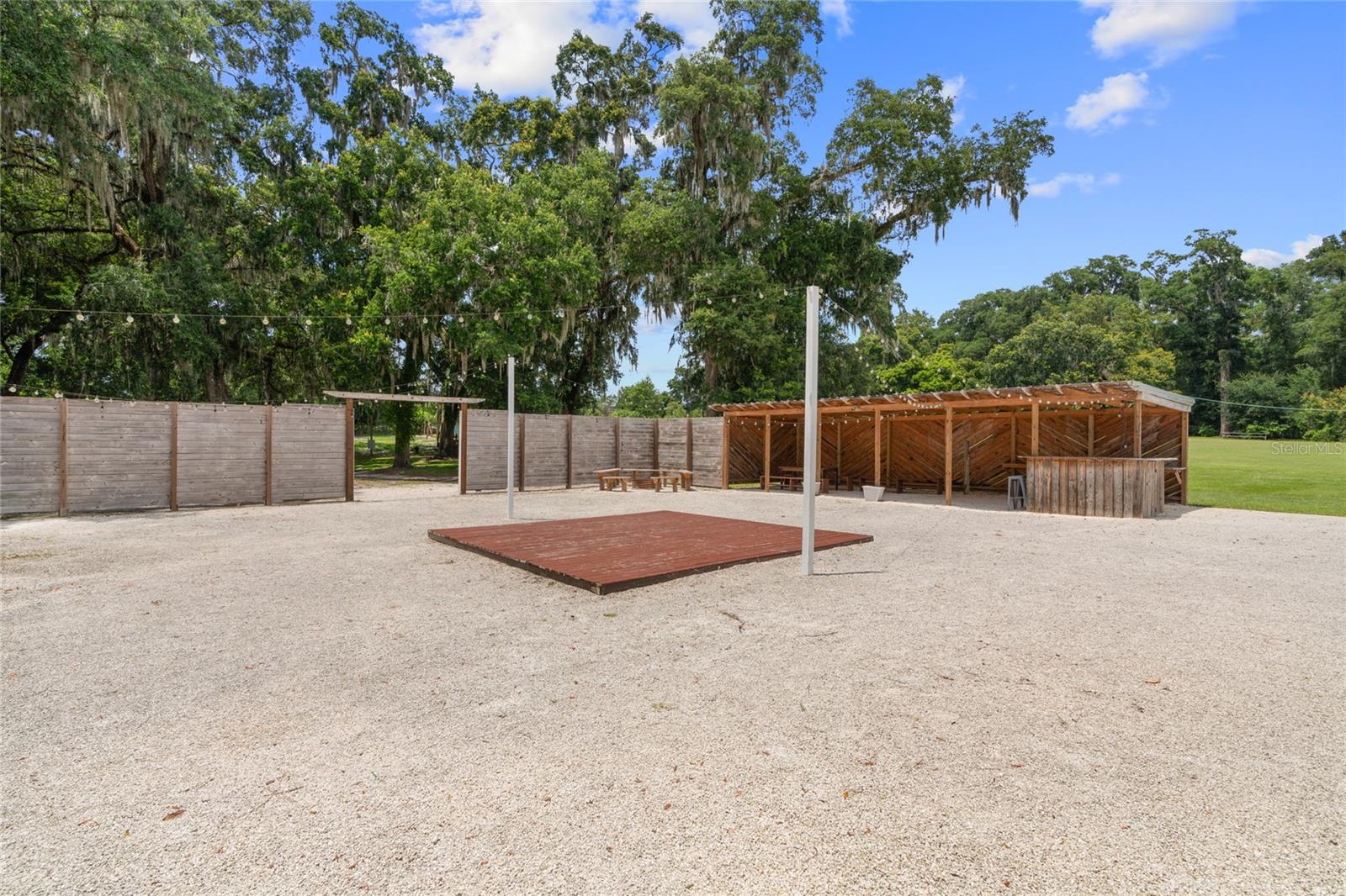 Image 33 of 100 For 889 165th Street