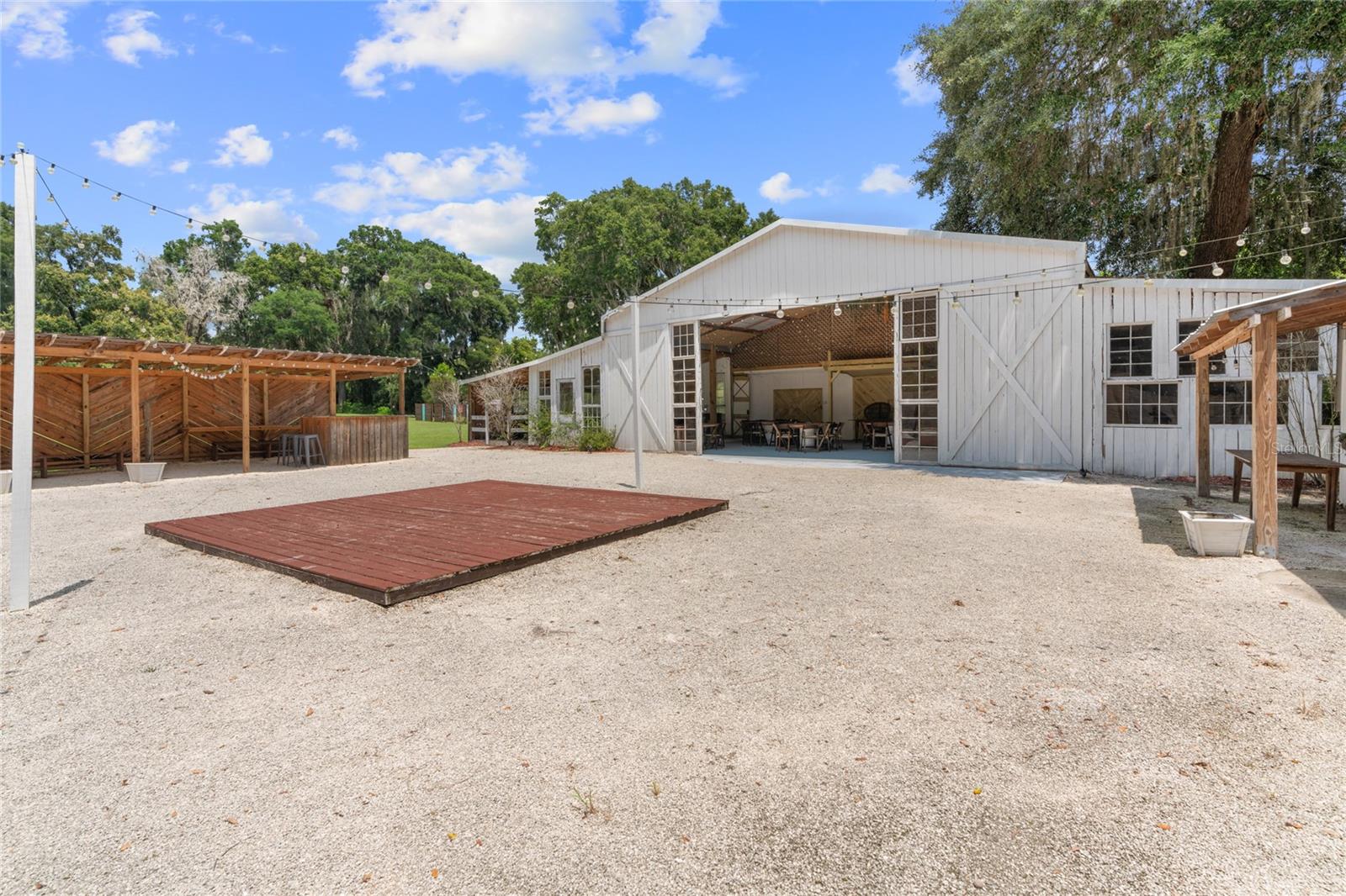 Image 34 of 100 For 889 165th Street