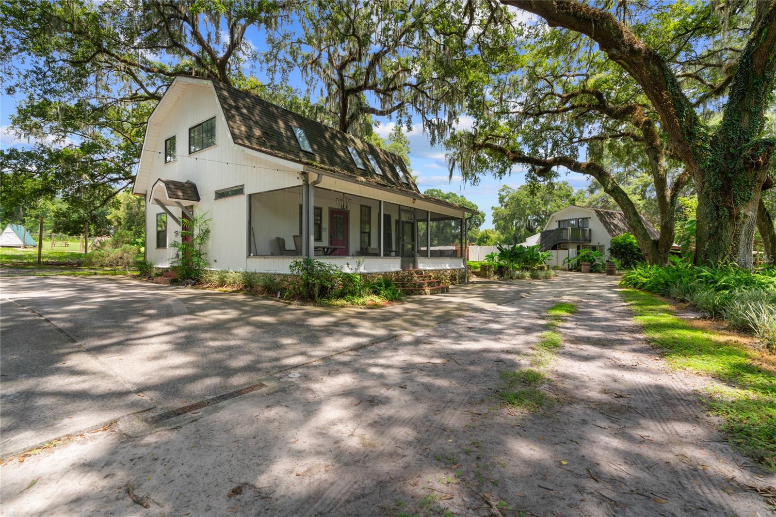 Image 5 of 100 For 889 165th Street