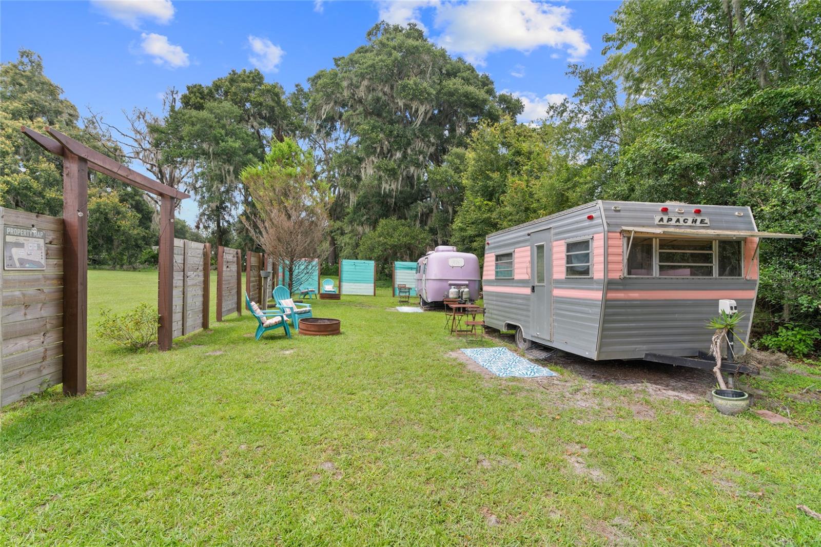 Image 64 of 100 For 889 165th Street