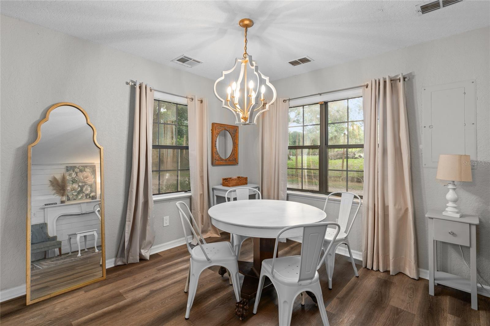 Image 74 of 100 For 889 165th Street